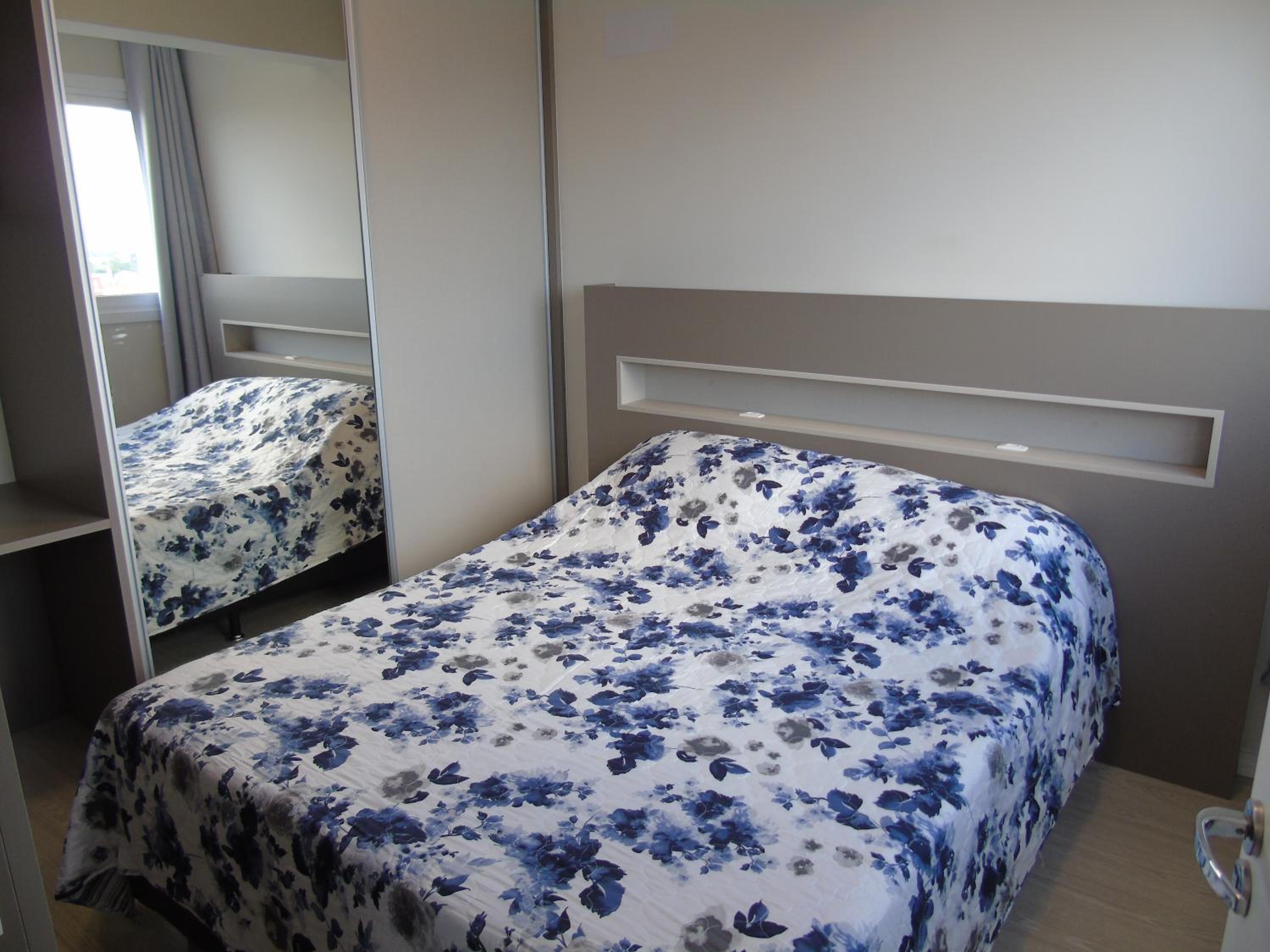 One-Bedroom Apartment - Photo 16