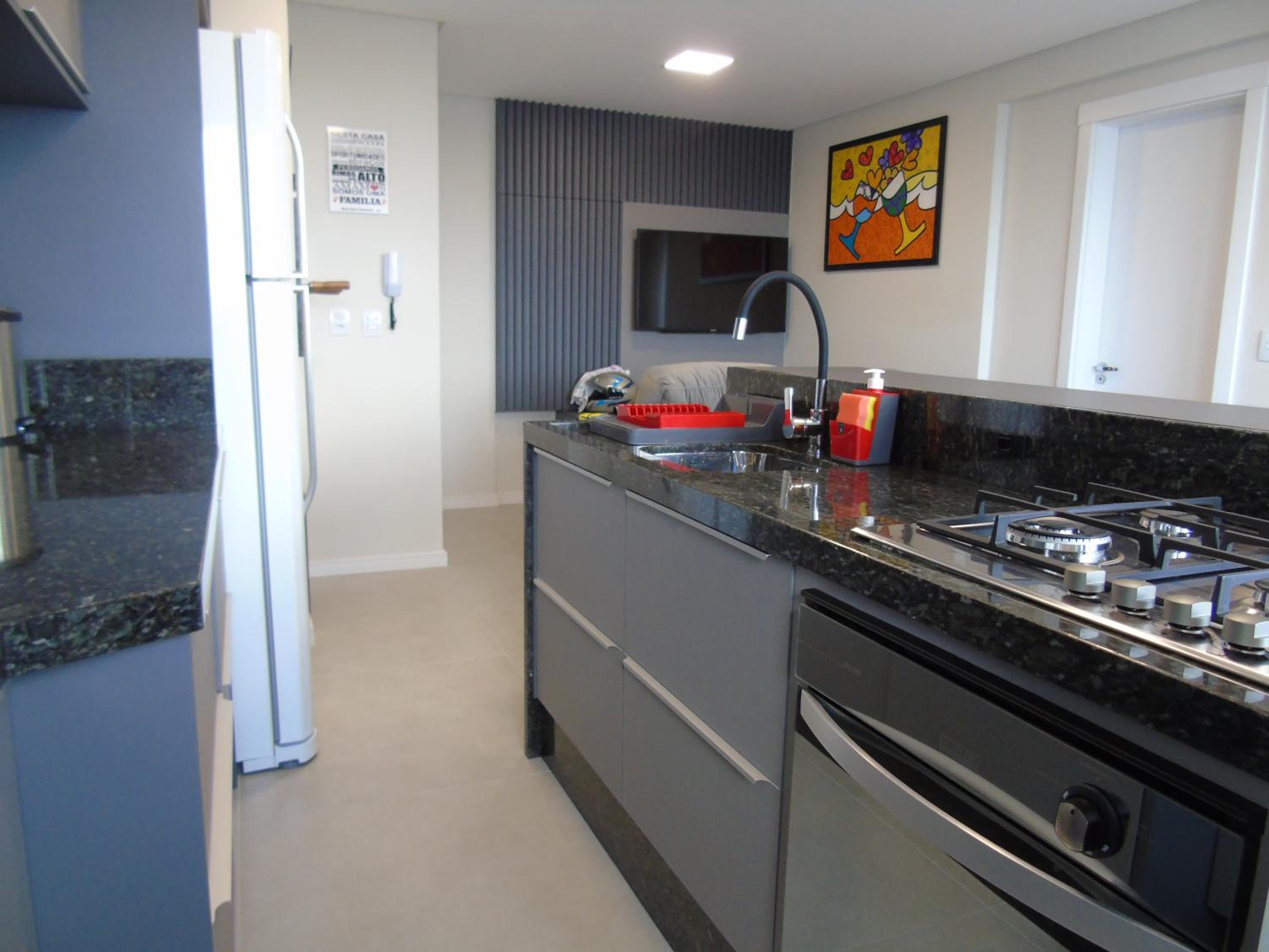 One-Bedroom Apartment - Photo 4