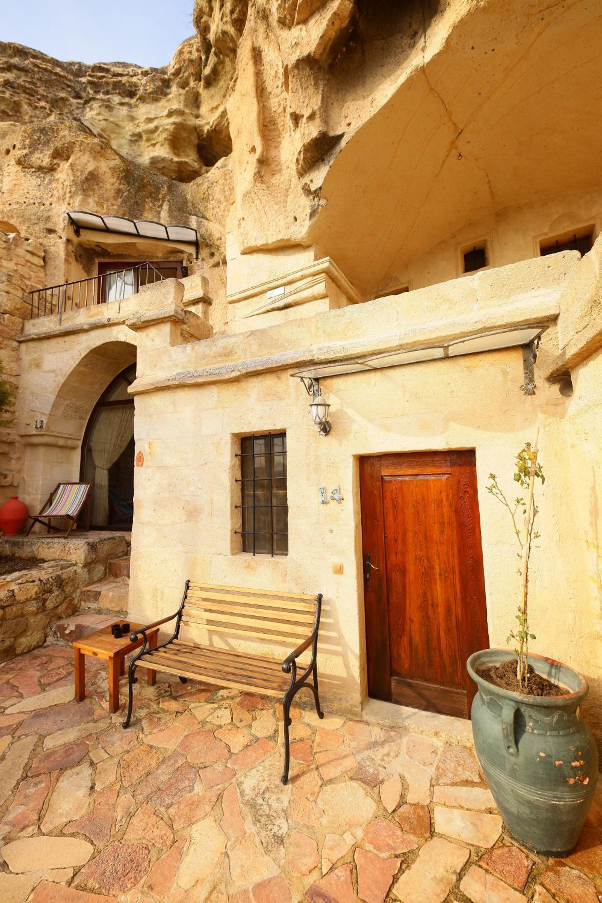 Twin Cave Room - Photo 8