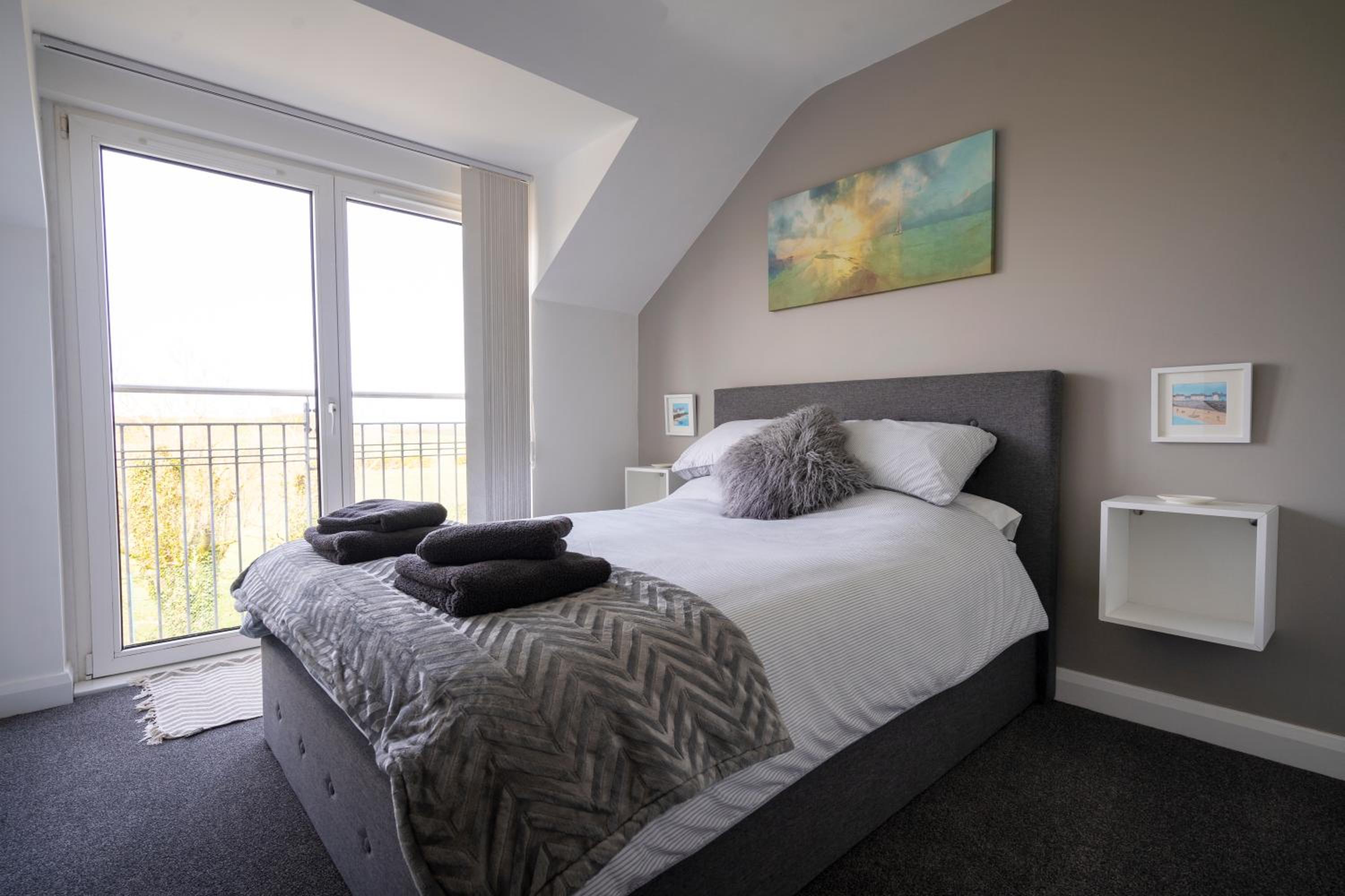 Two-Bedroom Apartment - Photo 32