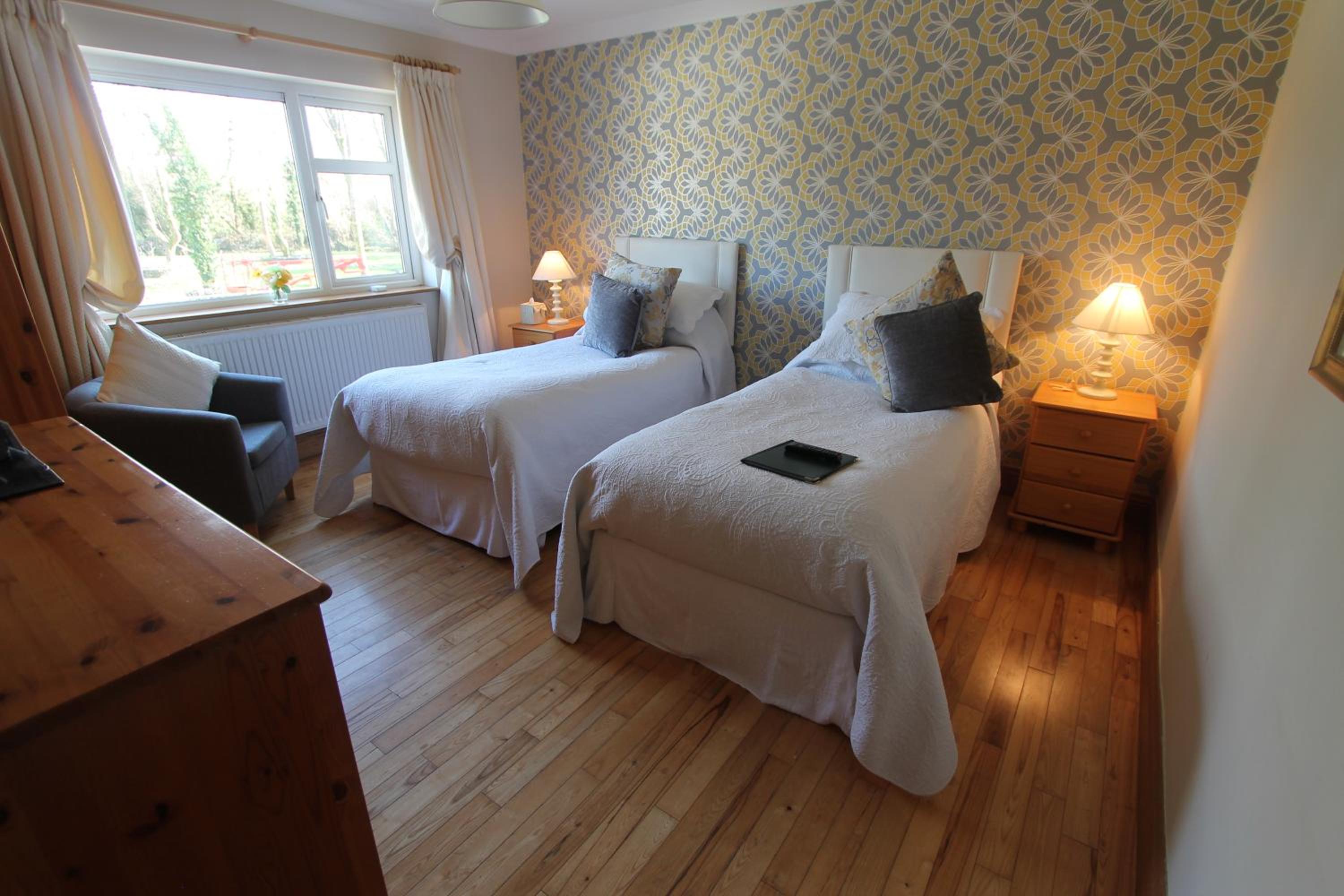Twin Room with View - Photo 2