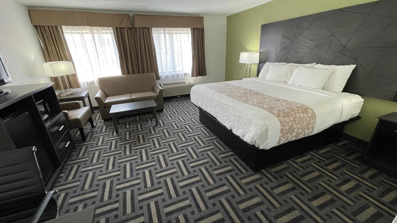 Executive King Room - Photo 3