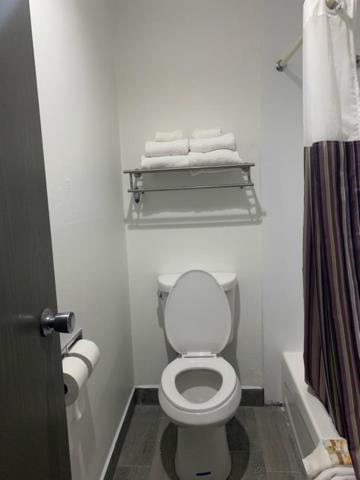 Executive King Room - Photo 4