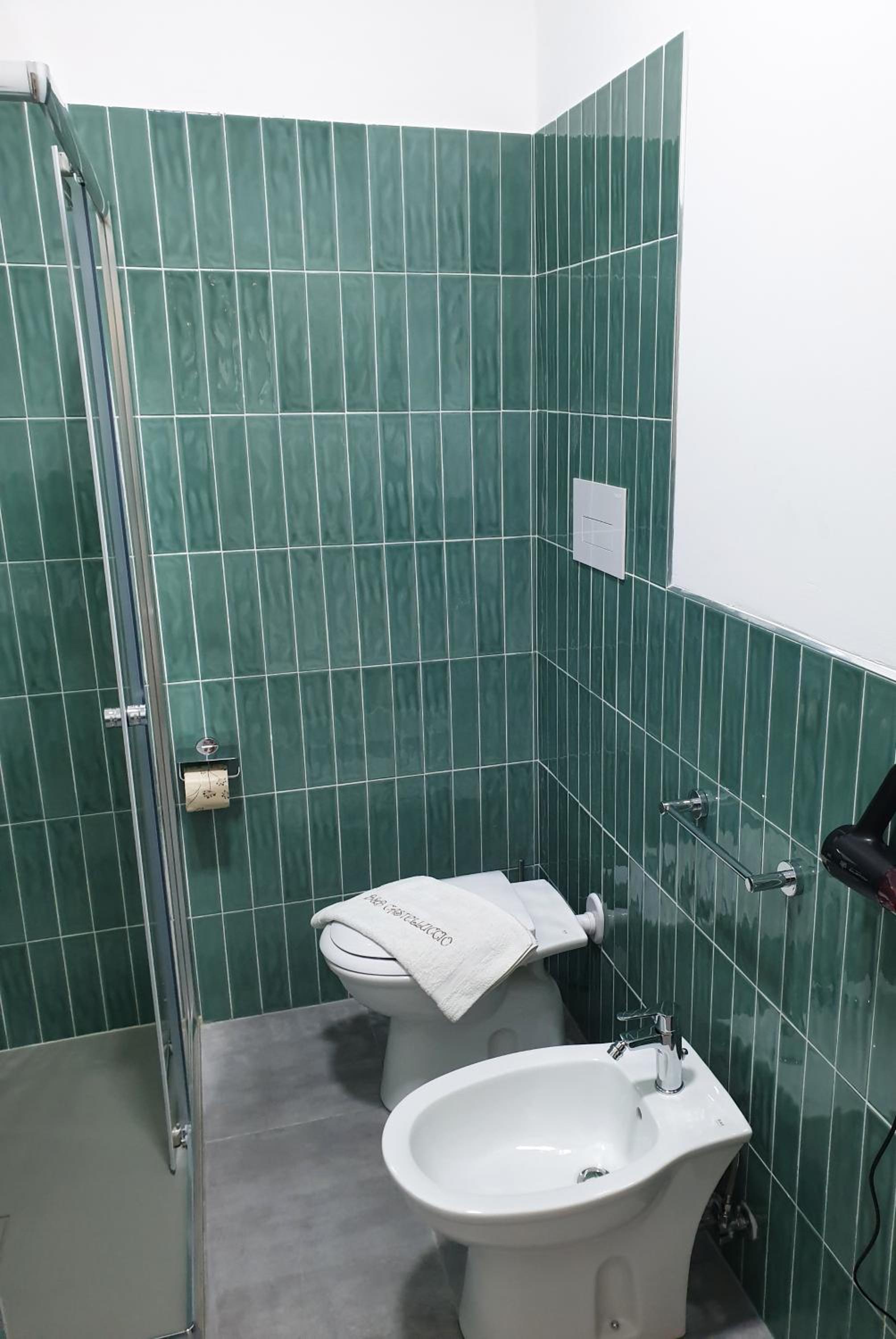 Deluxe Triple Room - Photo 4