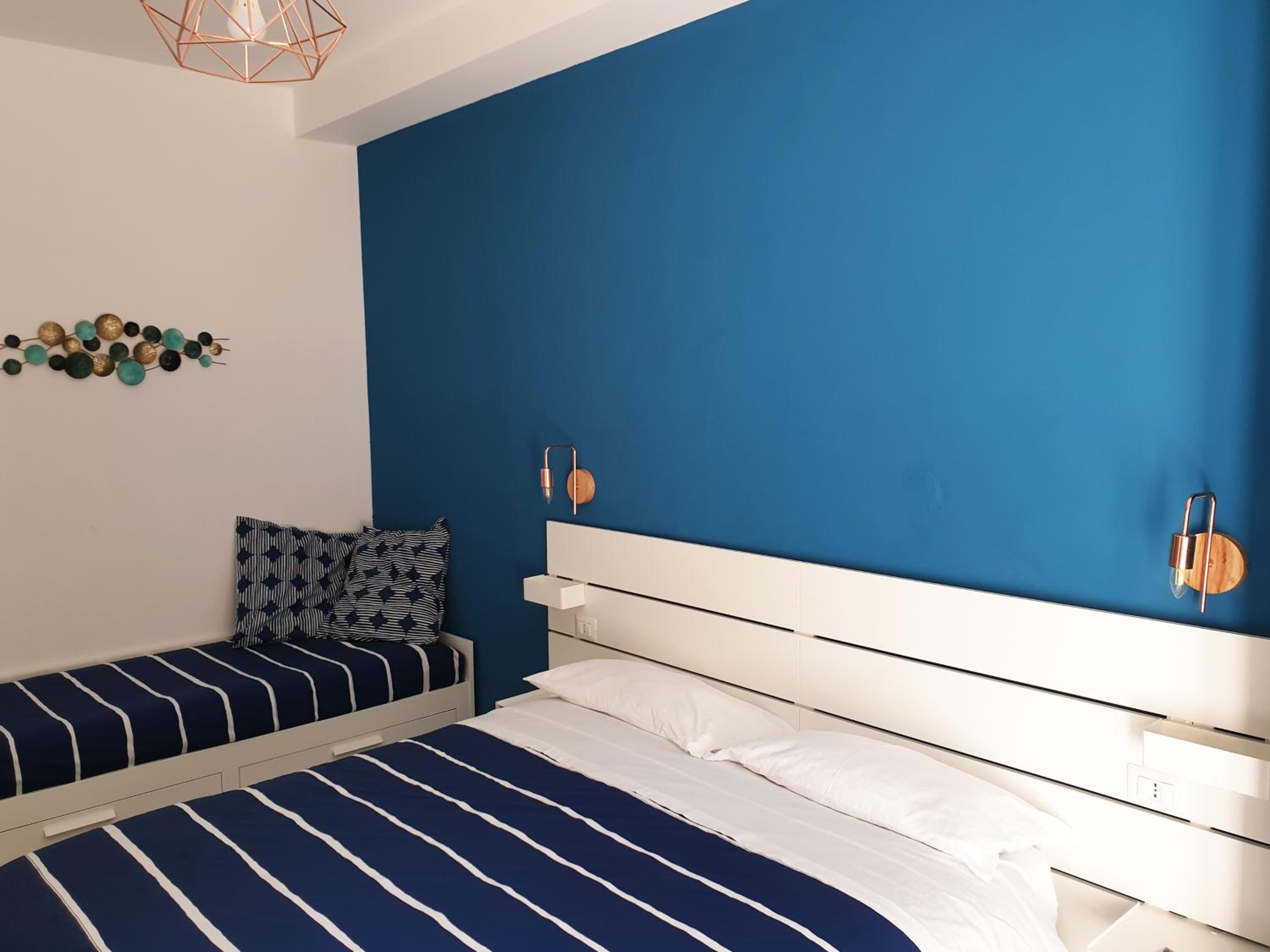 Deluxe Triple Room - Photo 8