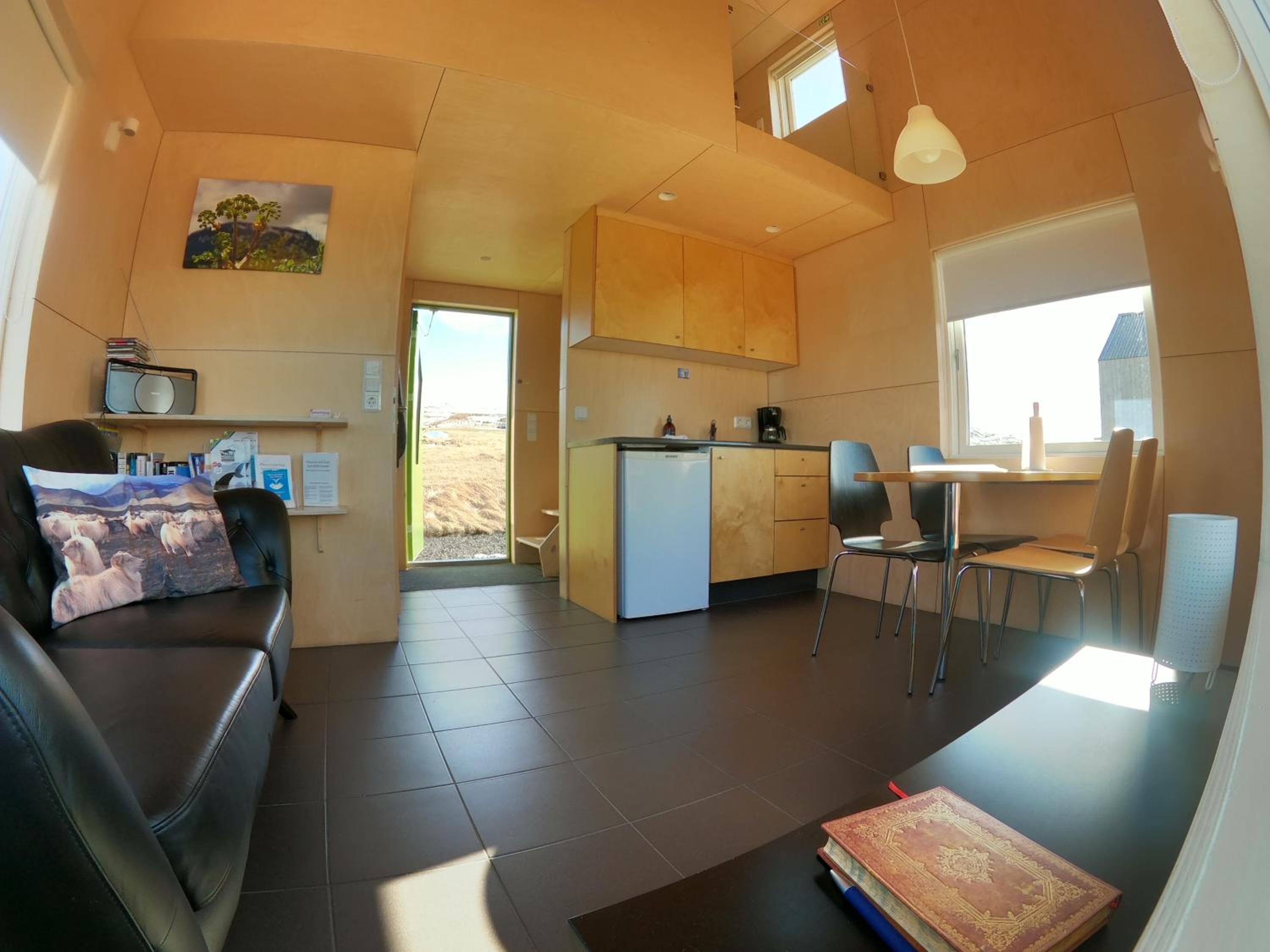 Apartment with Mountain View photo 1
