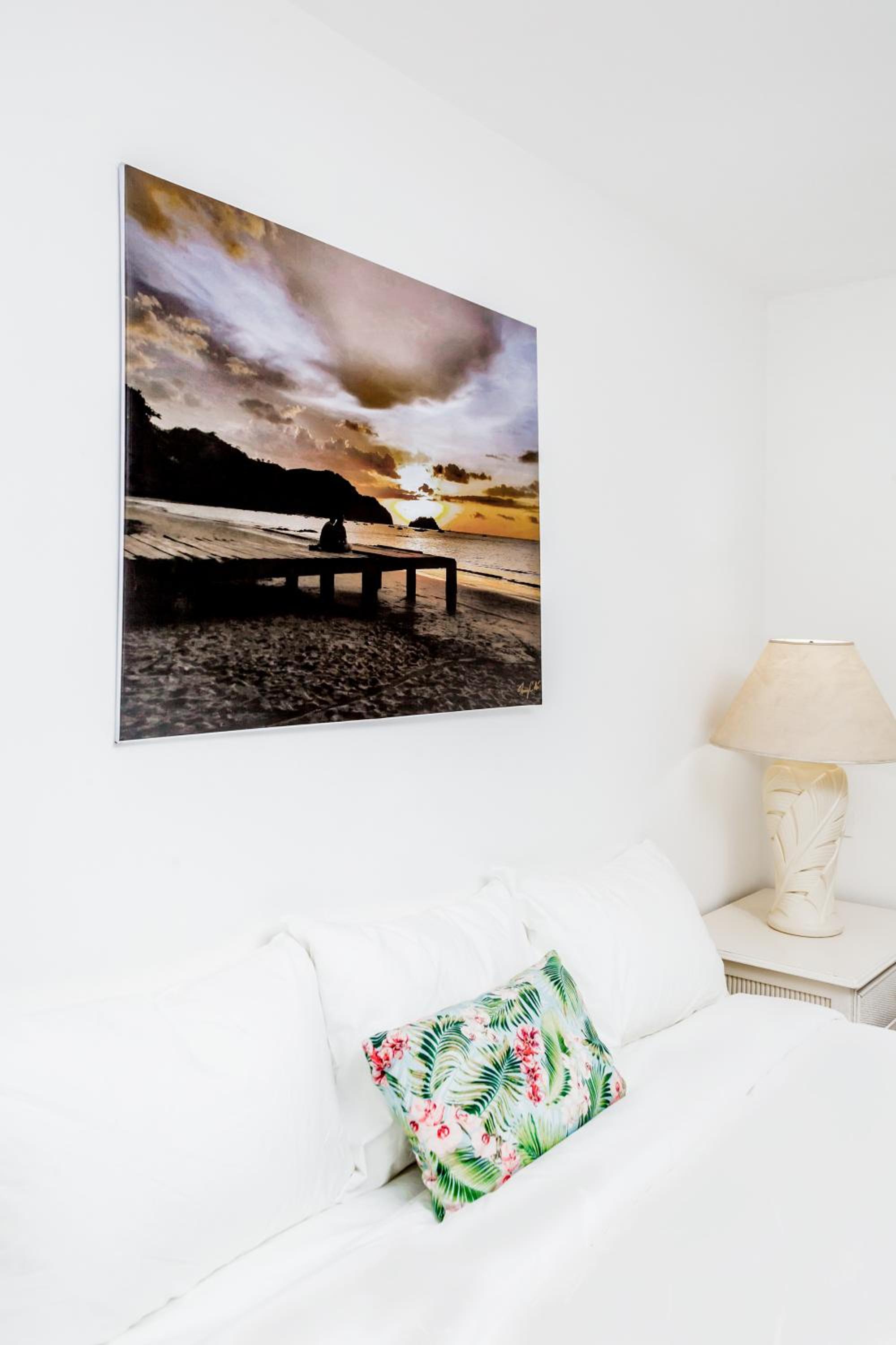 Suite - Photo 5