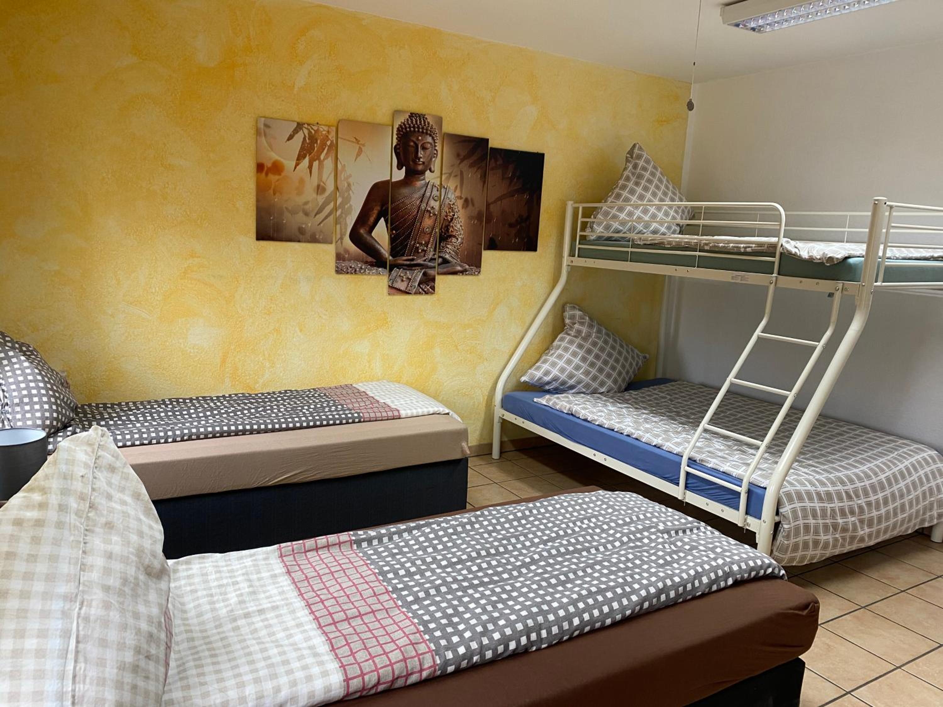 Two-Bedroom Apartment - Photo 6