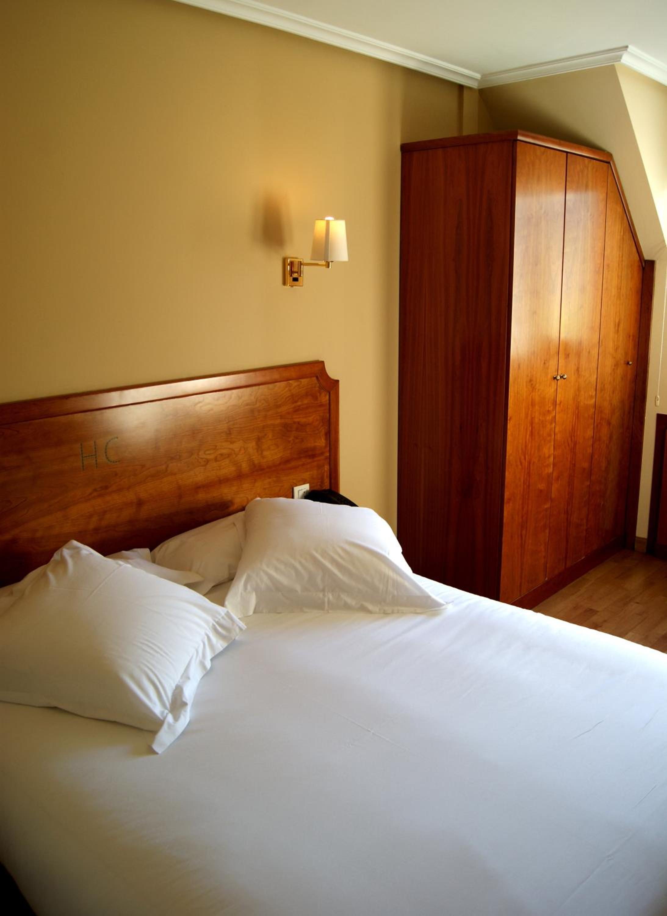 Double Room - Photo 2