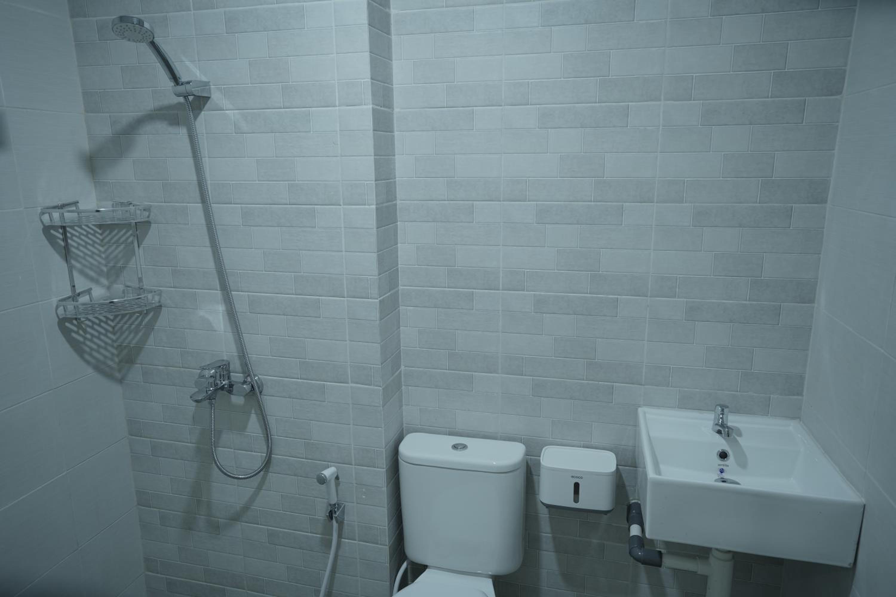 Double Room with Private Bathroom - Photo 6