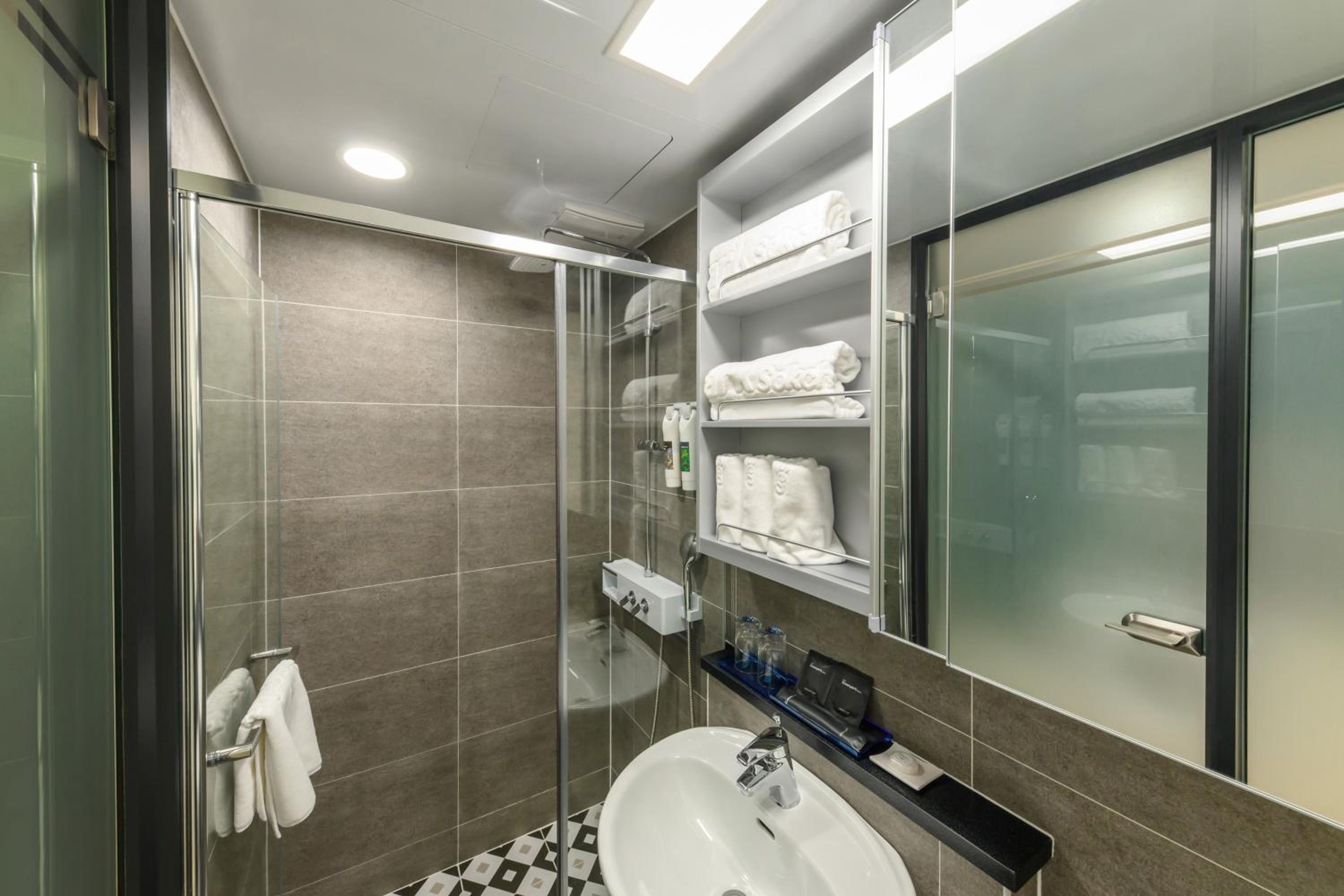 Deluxe Double Room - Photo 4