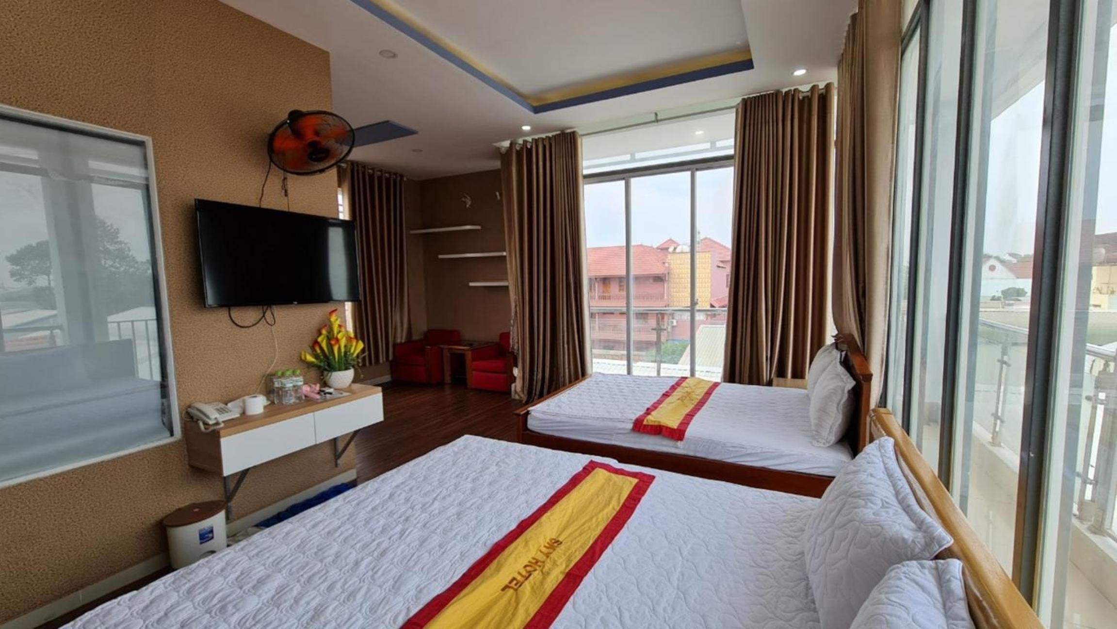 Superior Quadruple Room - Photo 1