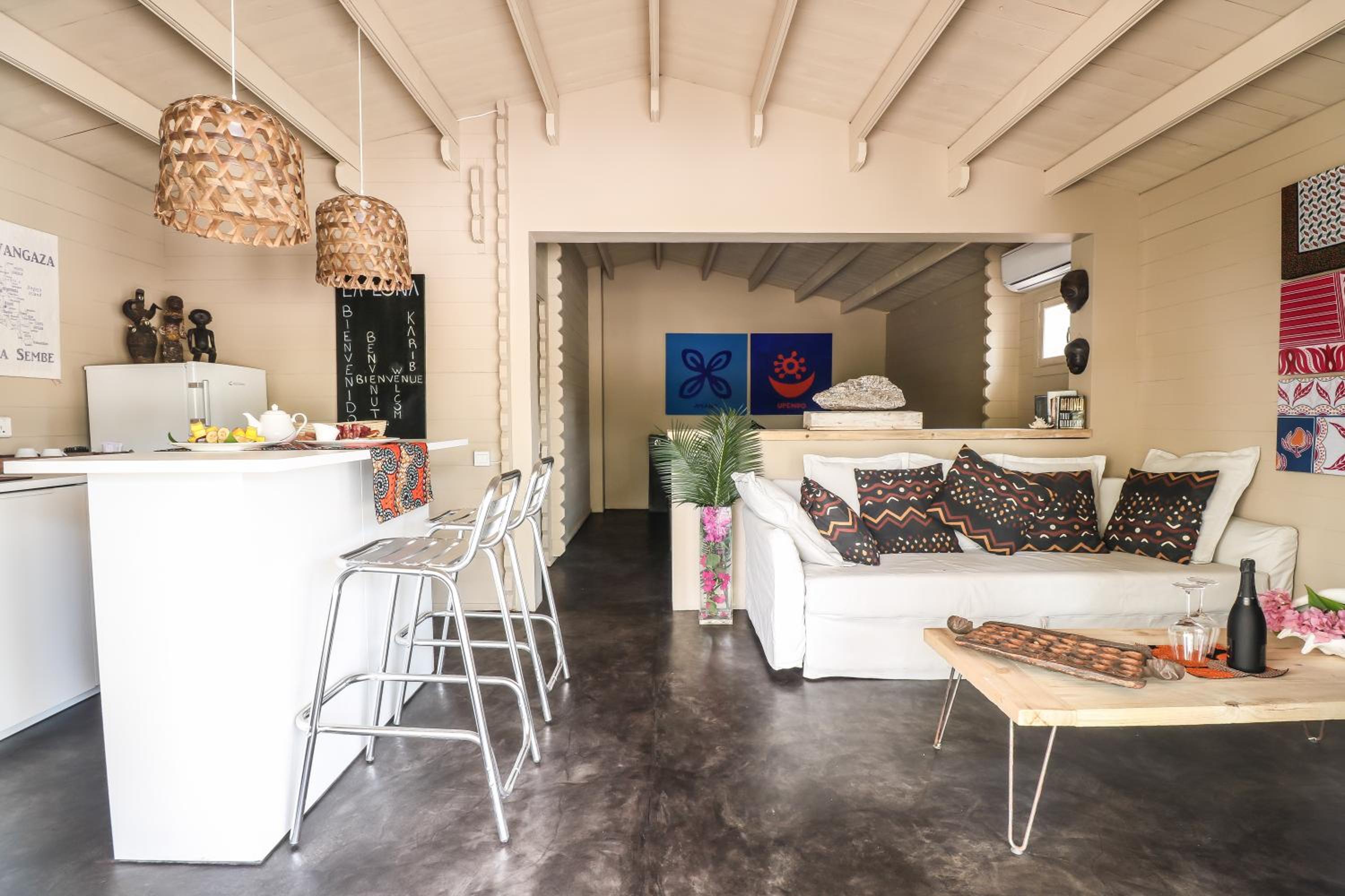 Apartment with Pool View  - Photo 10