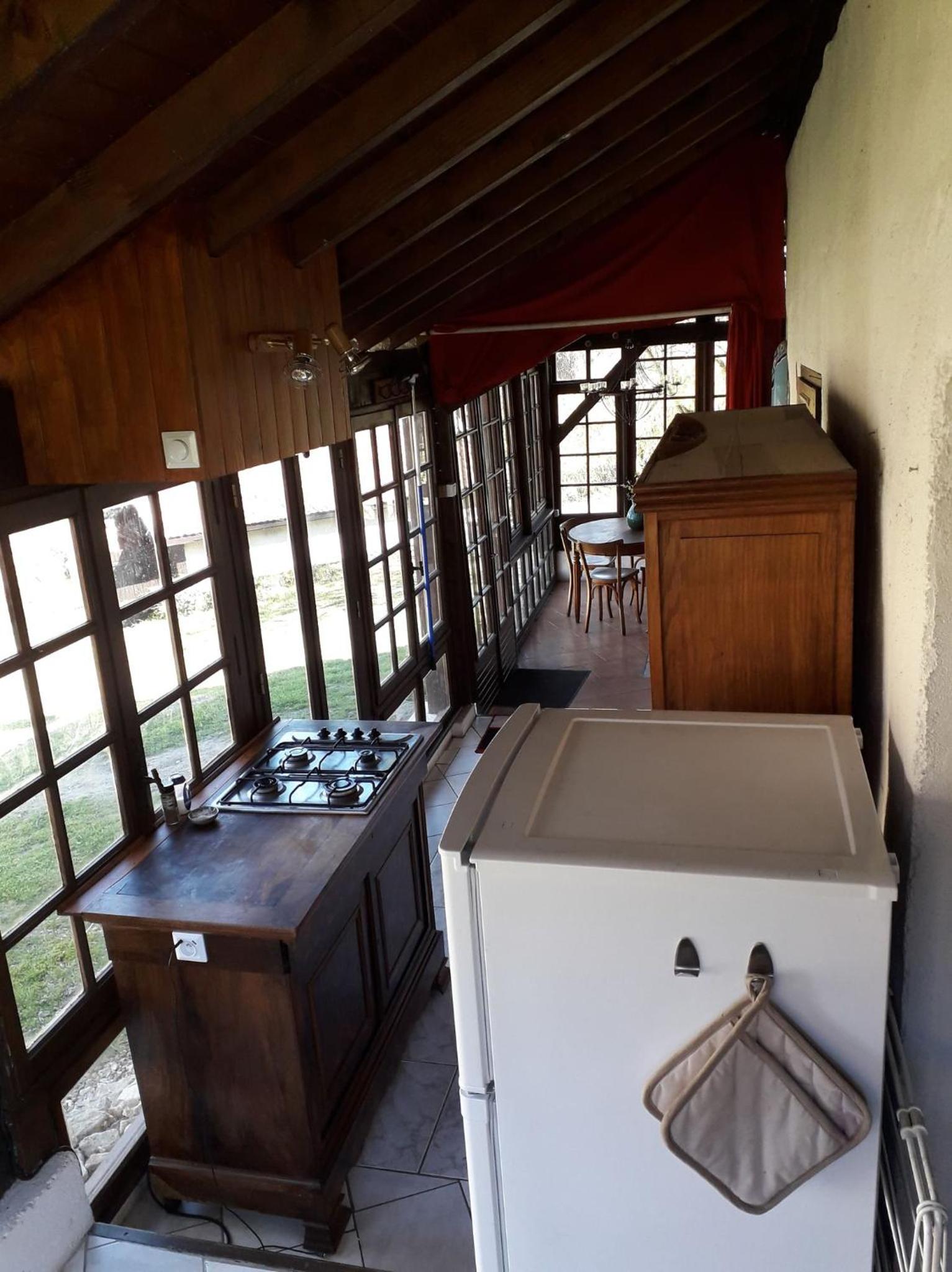 Deluxe King Suite photo 2