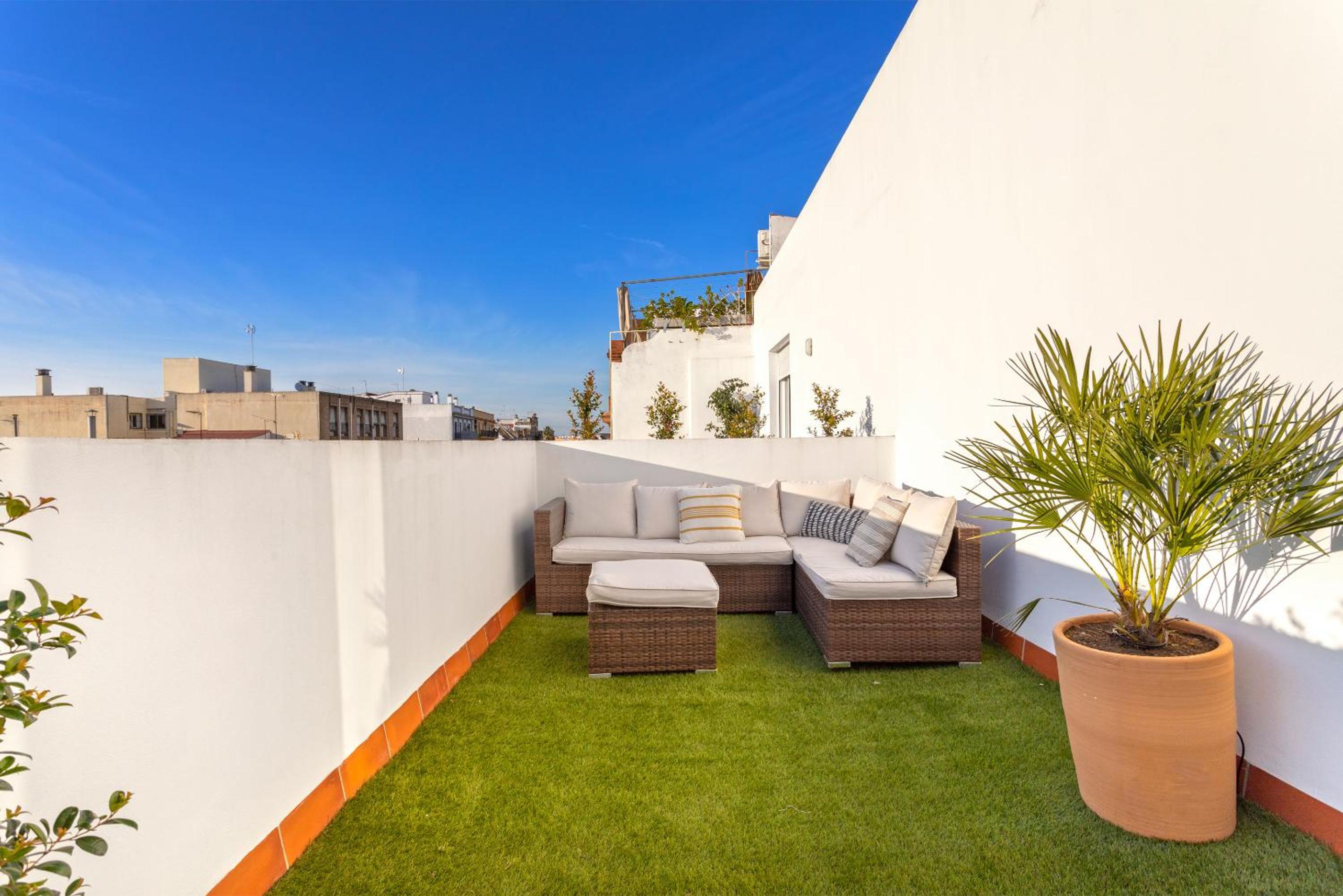 Studio with Terrace - Photo 9