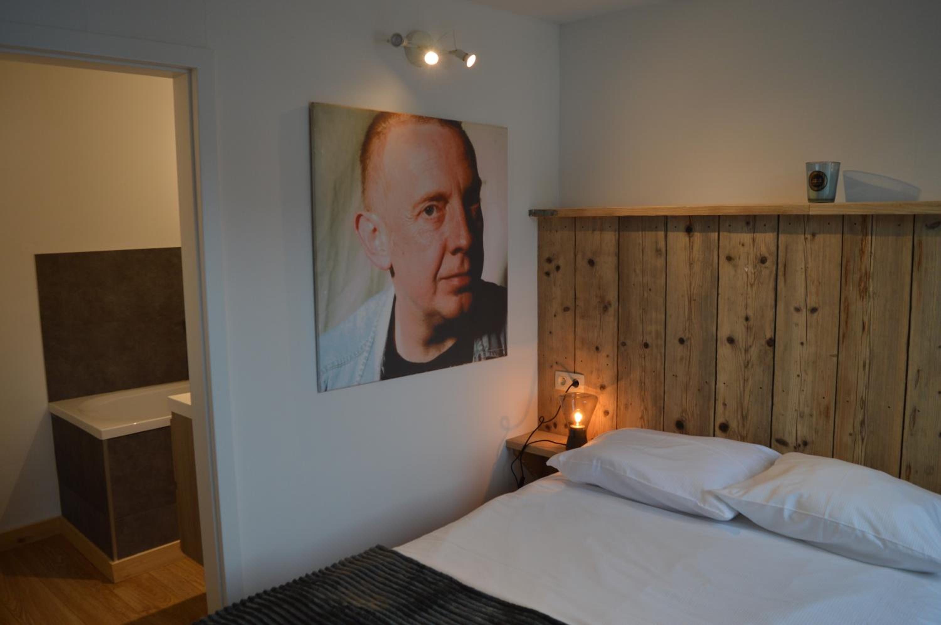 Standard Double Room - Photo 5
