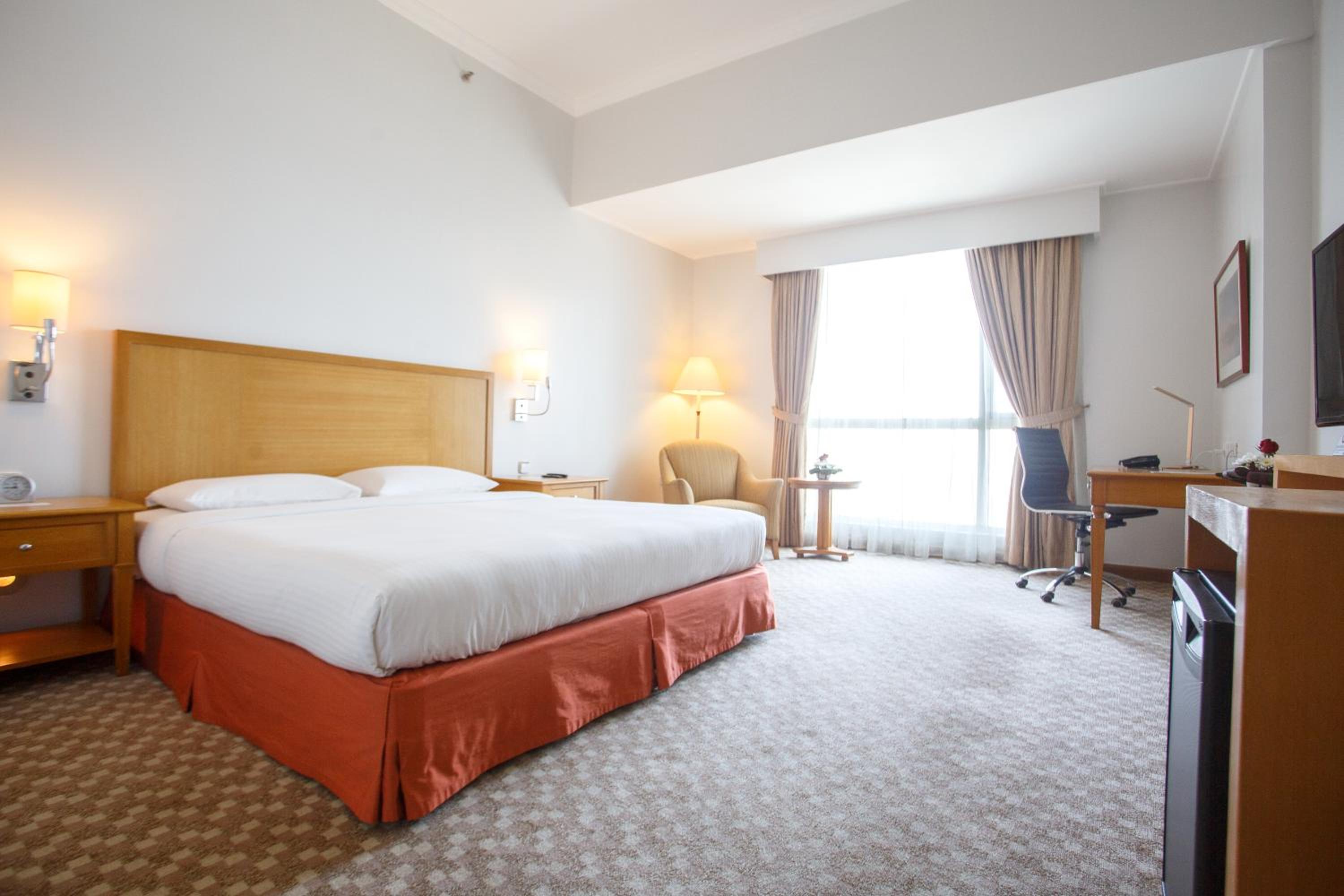Deluxe Room - Photo 2