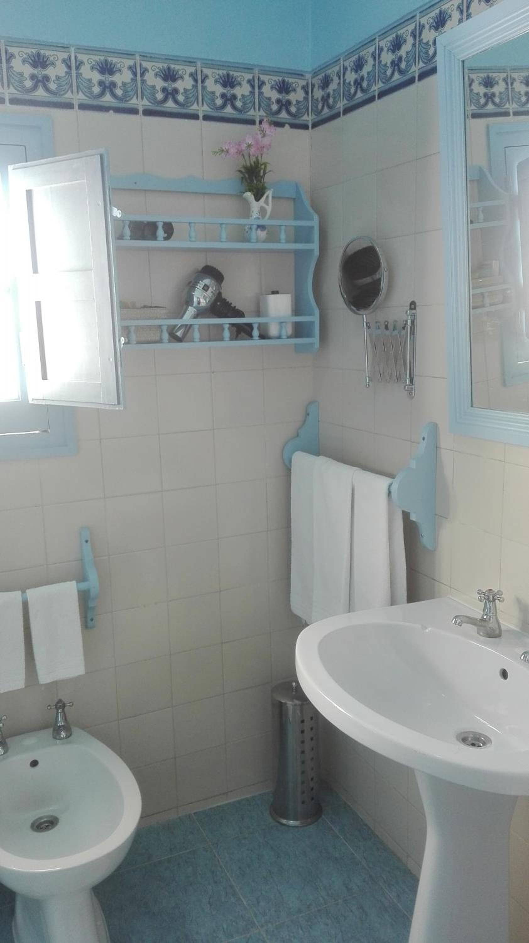Superior Quadruple Room - Photo 7