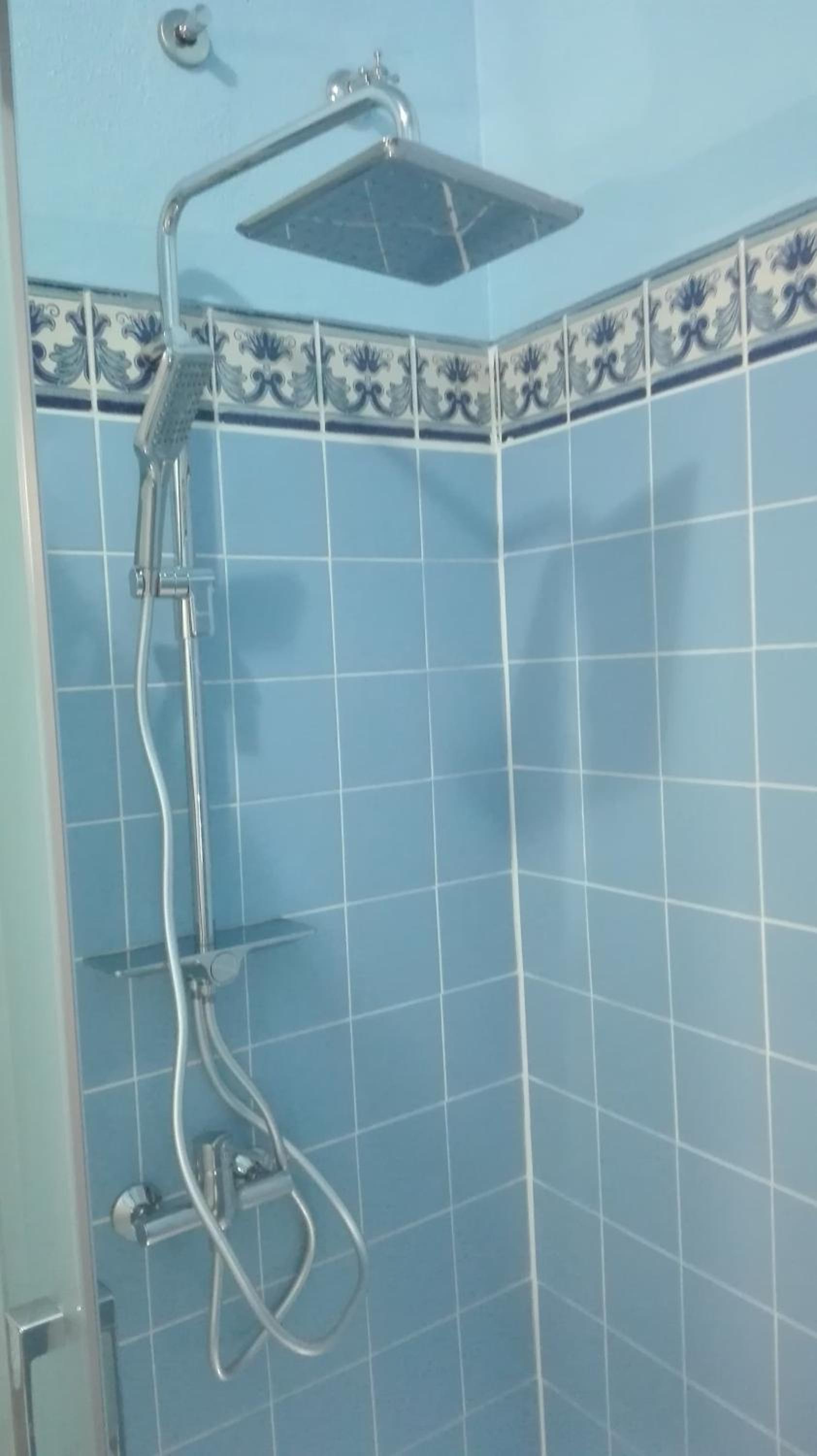 Superior Quadruple Room - Photo 9