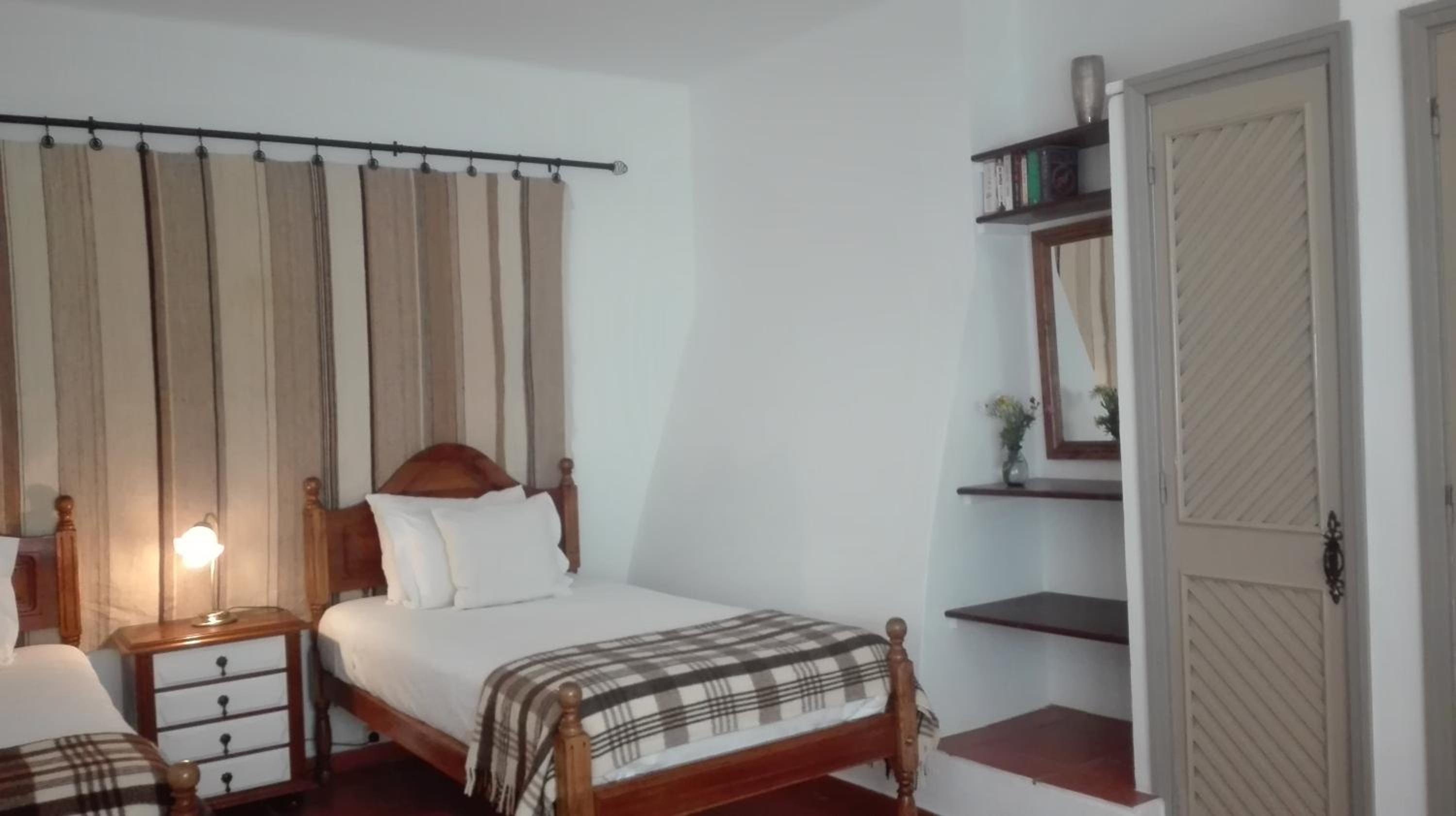 Superior Quadruple Room - Photo 6
