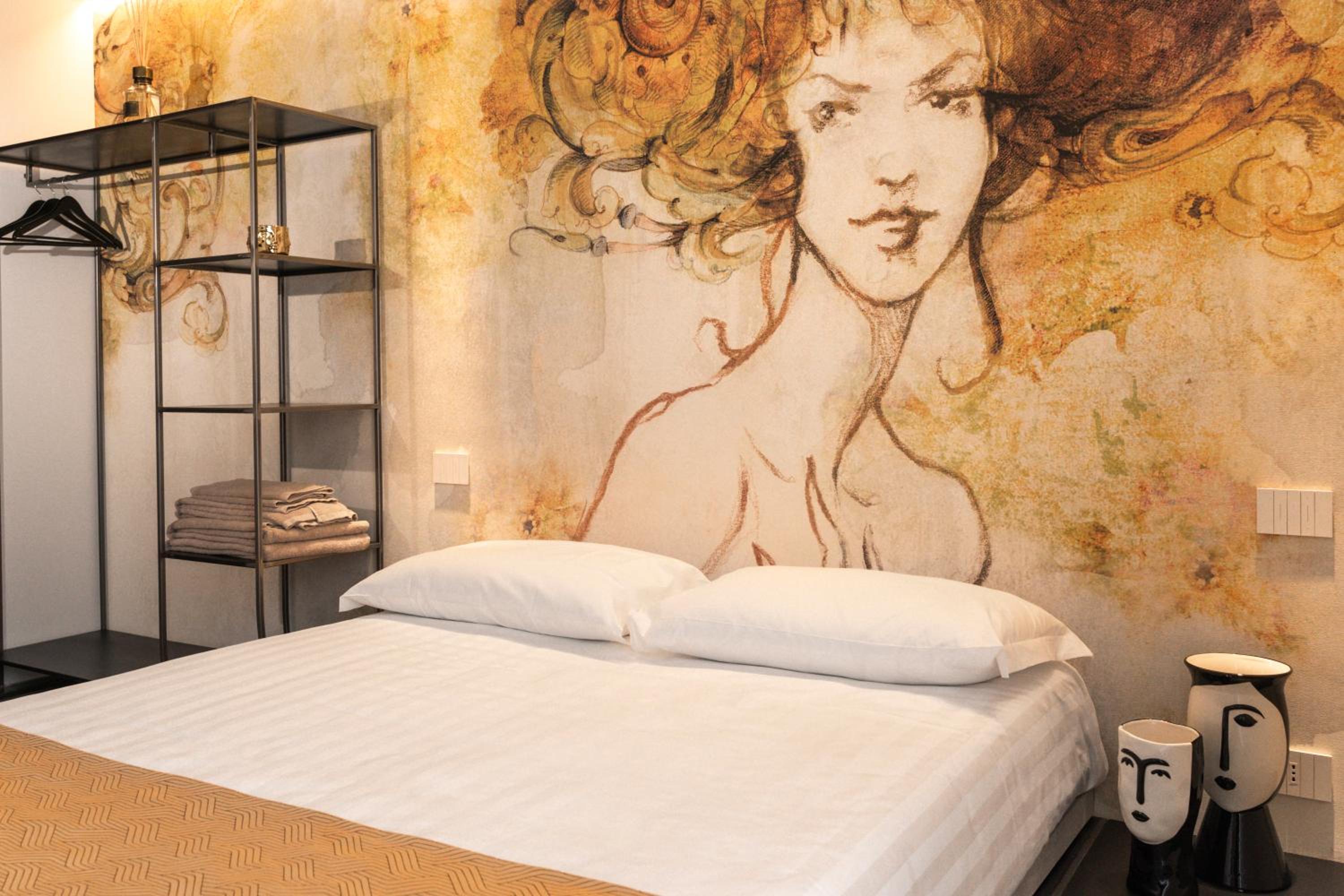 Deluxe Double Room with Extra Bed