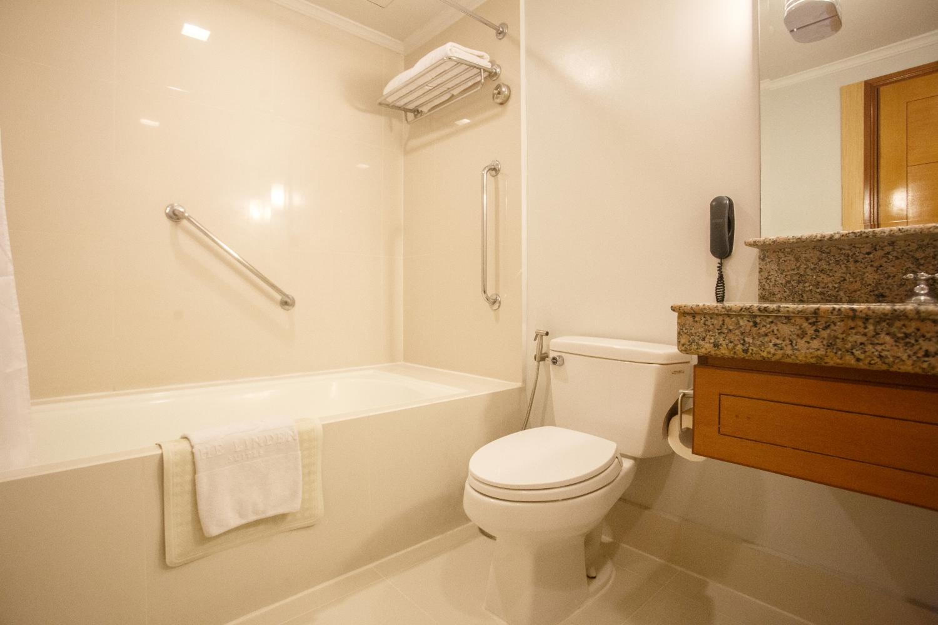 Two-Bedroom Executive - Photo 9
