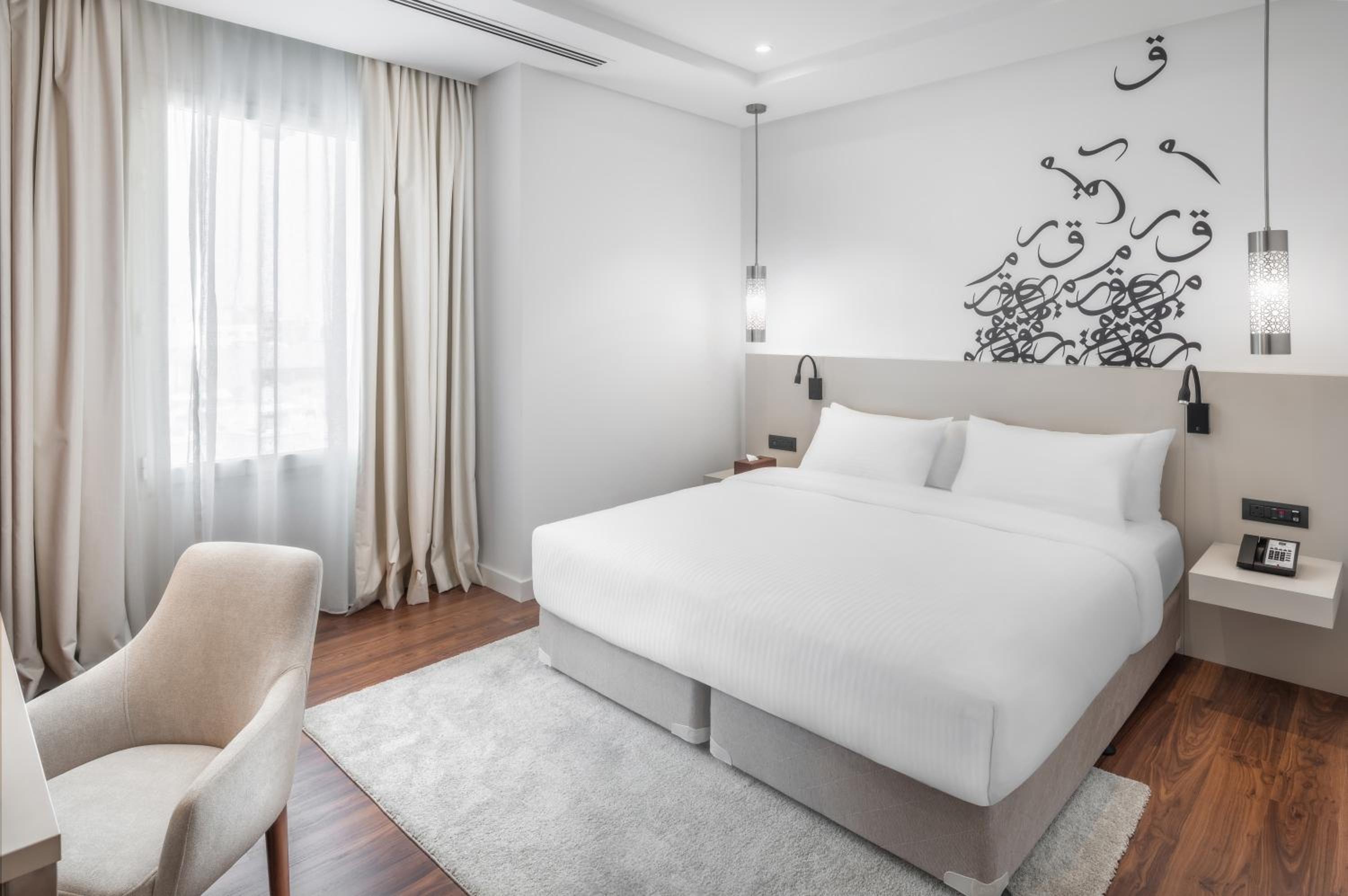 Deluxe Double Room - Photo 8