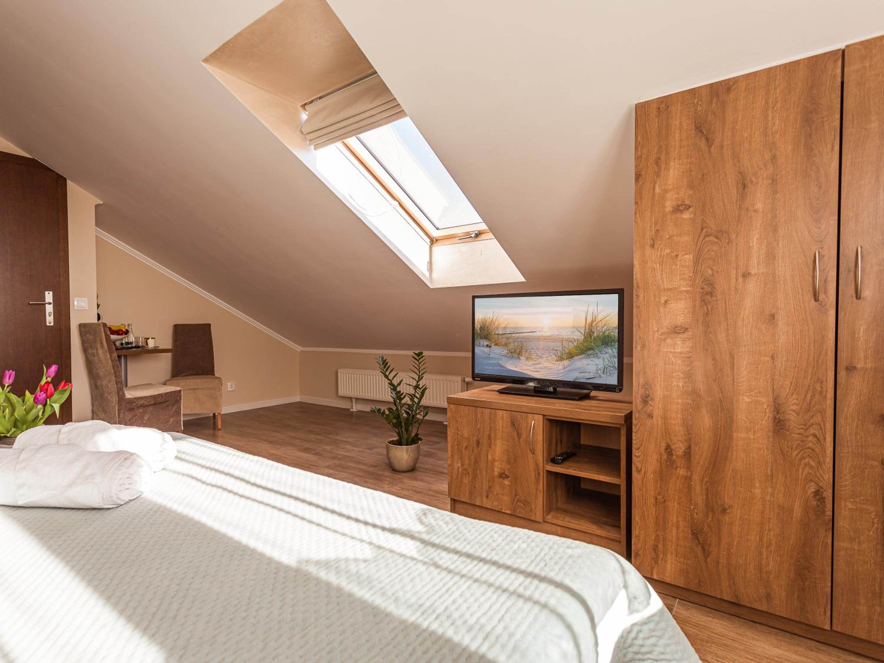 Standard Double or Twin Room photo 3