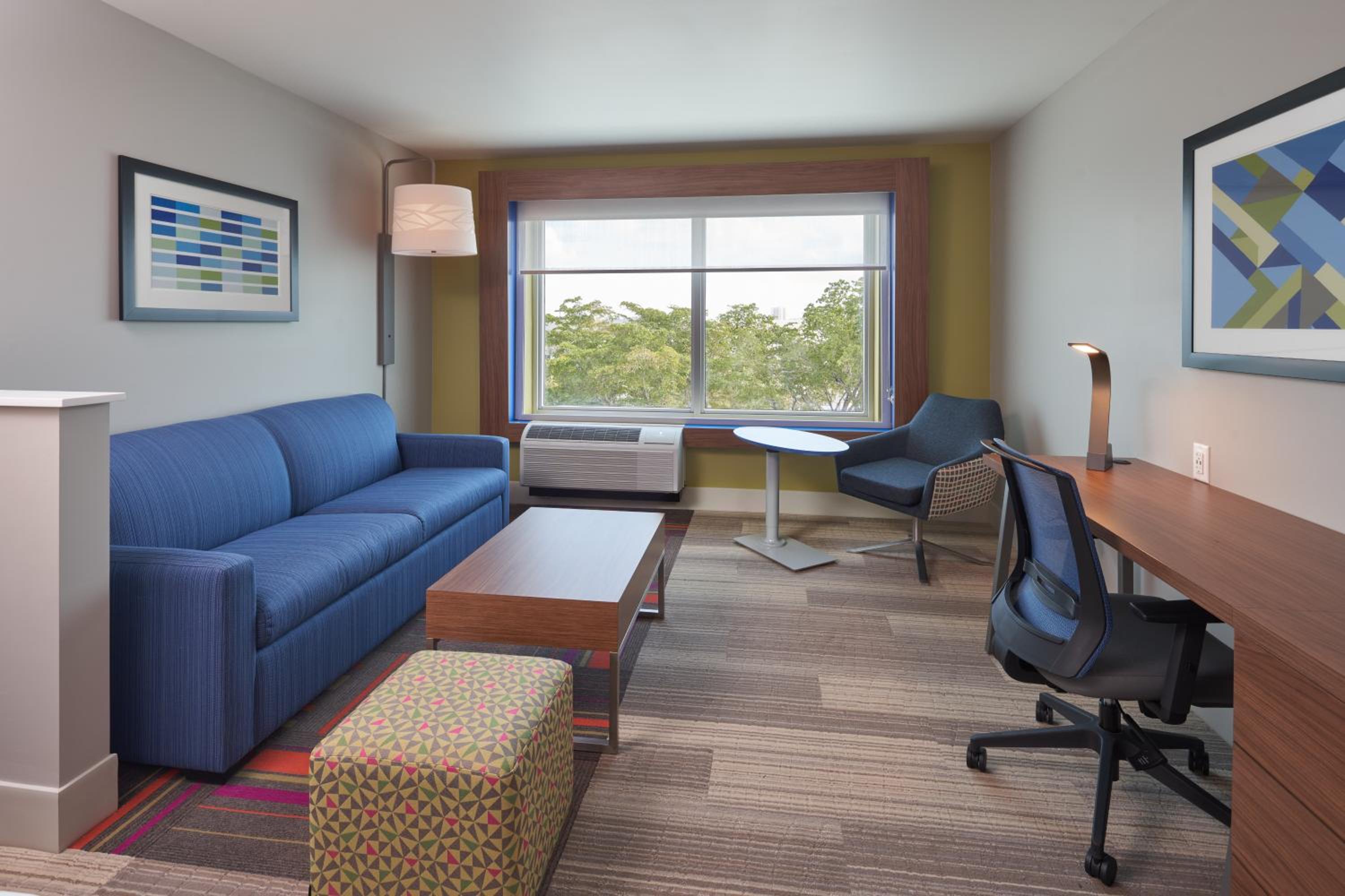 King Suite - Photo 3