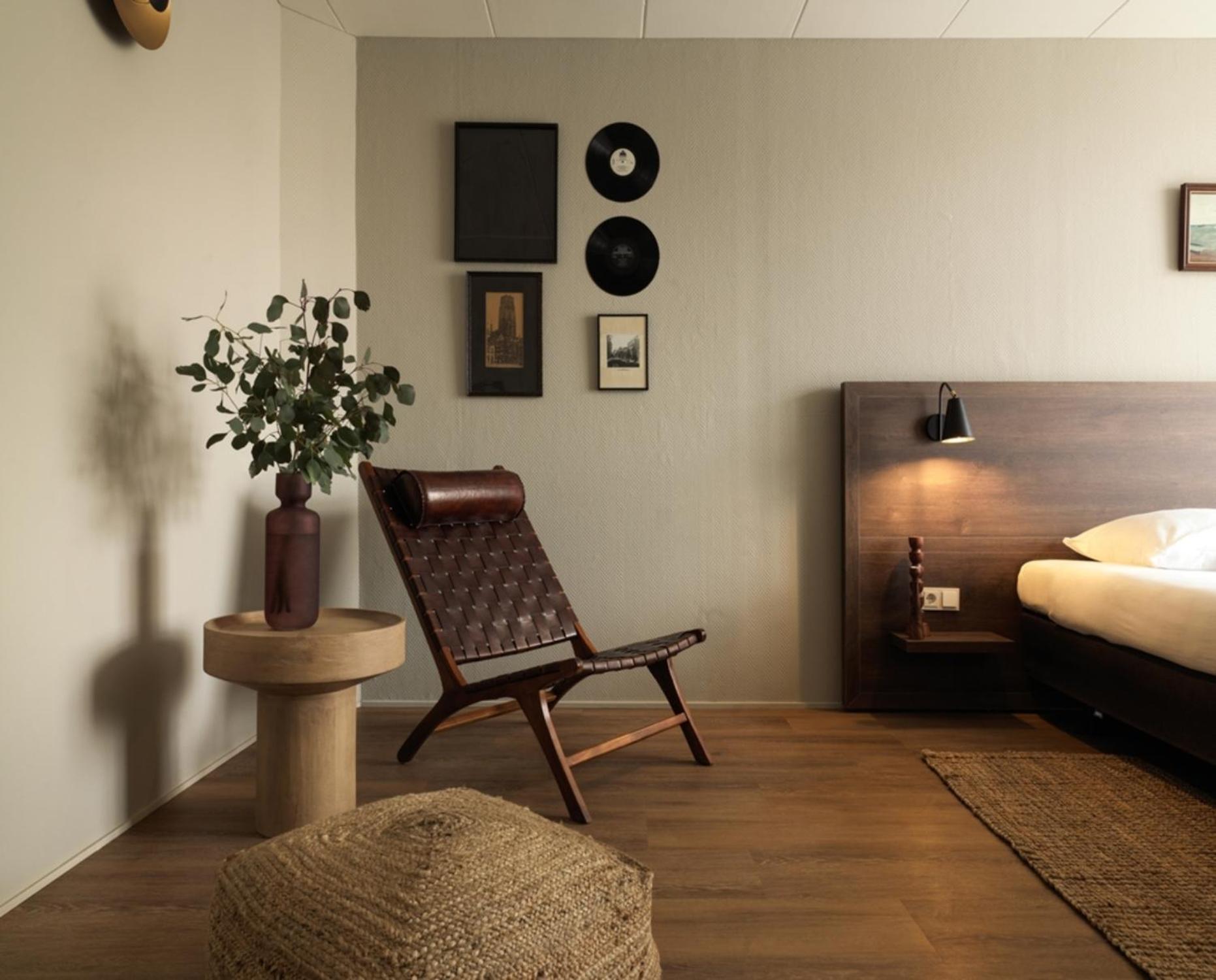 Large Studio Apartment - Photo 5