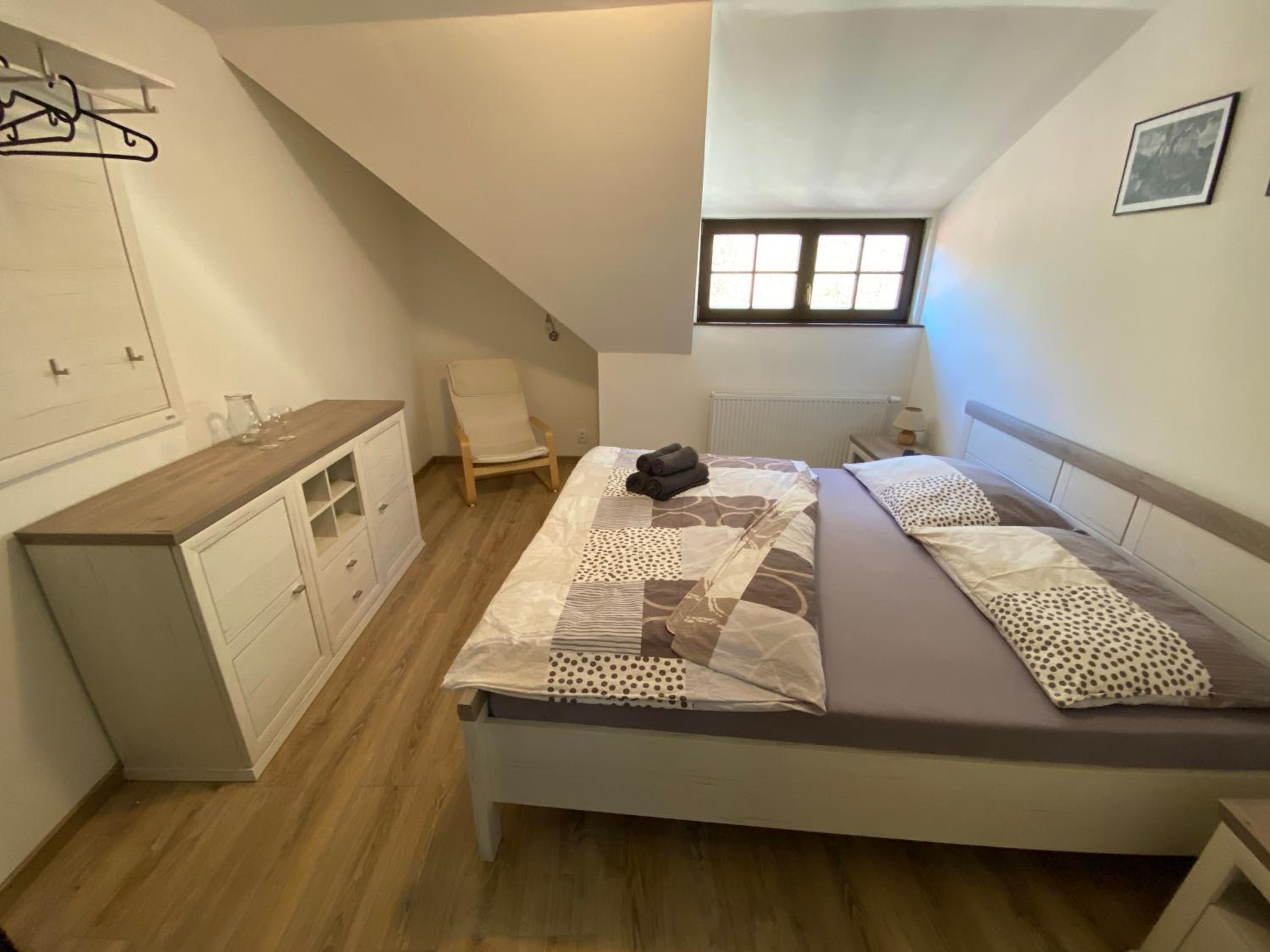 Double Room with Private Bathroom photo 2