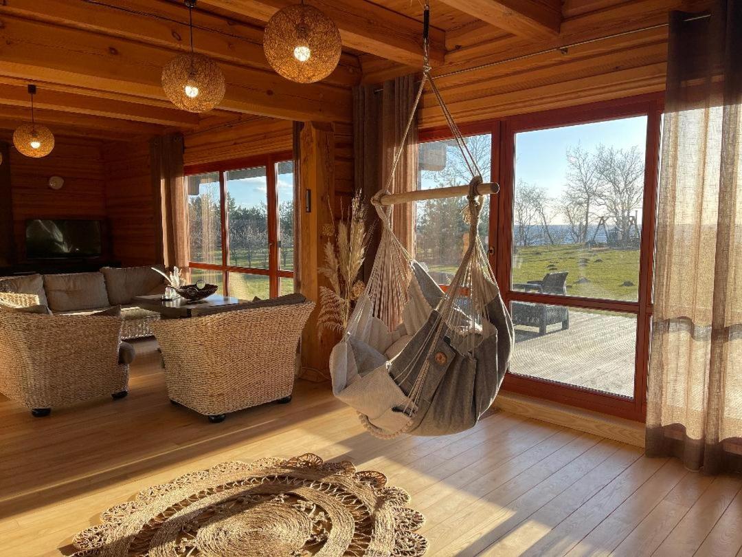 Three-Bedroom House photo 2