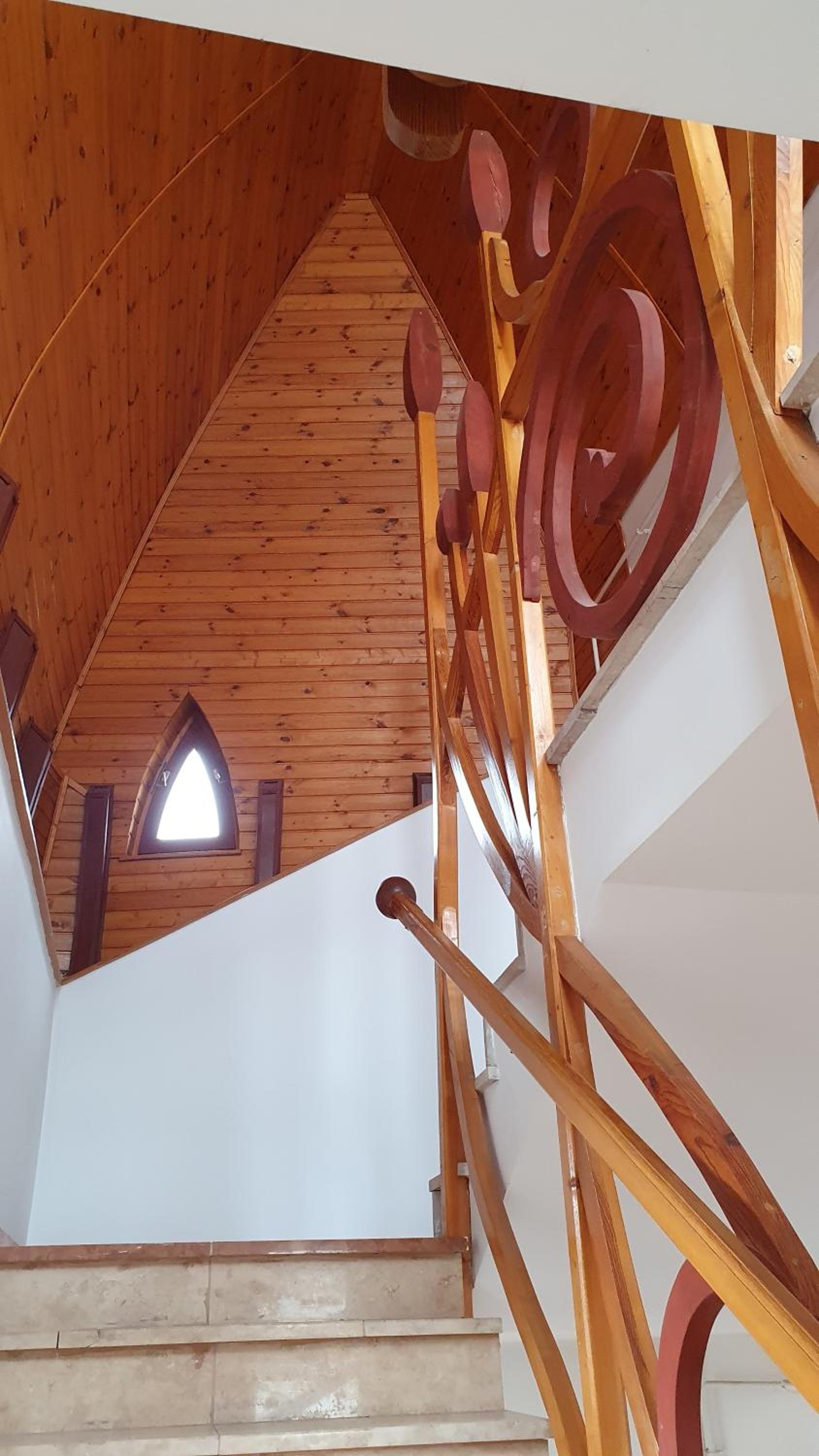 Apartment - Split Level - Photo 19