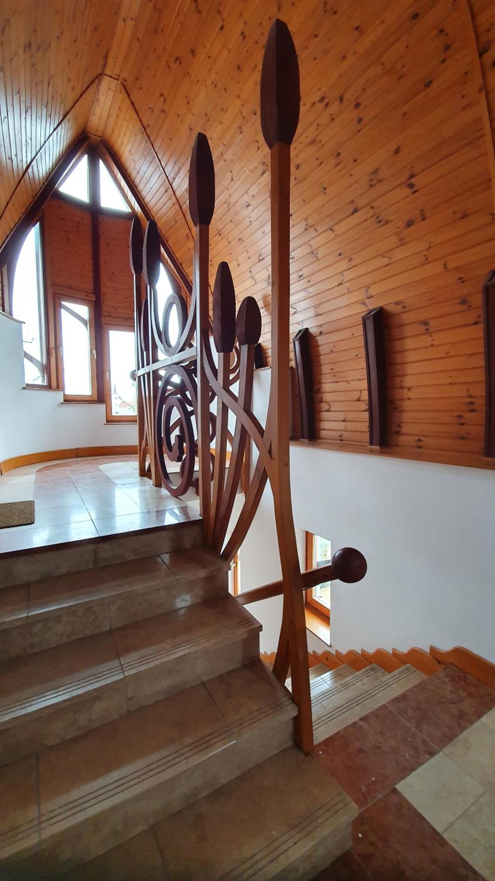 Apartment - Split Level - Photo 17
