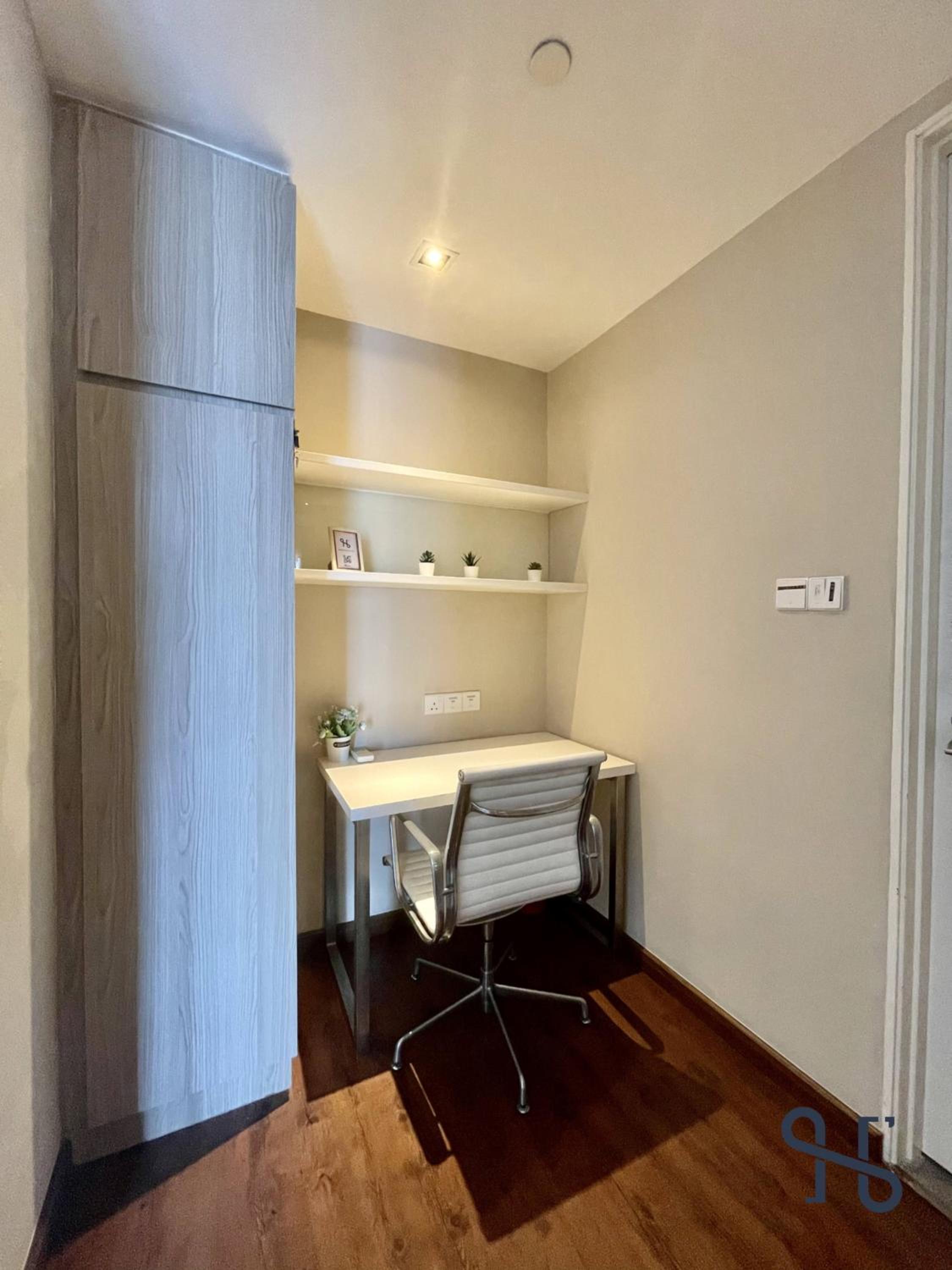 One-Bedroom Apartment - Photo 3