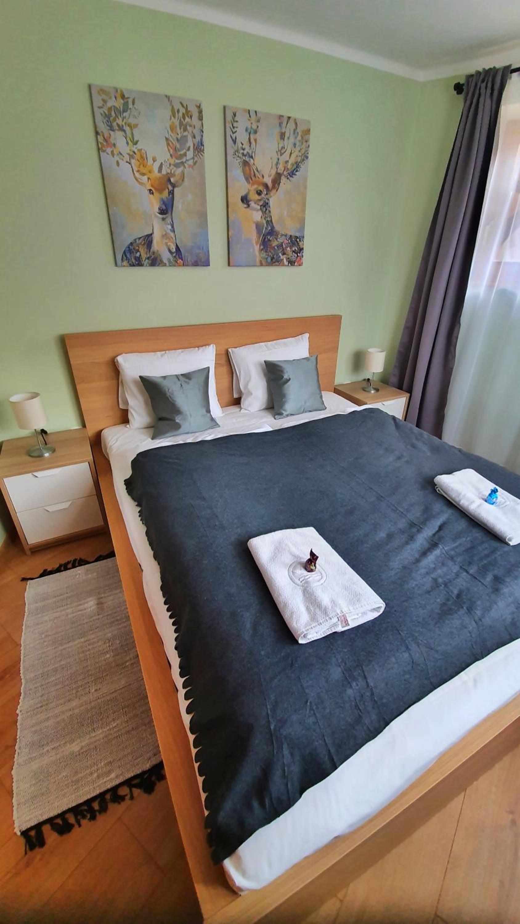 Apartment - Split Level - Photo 24