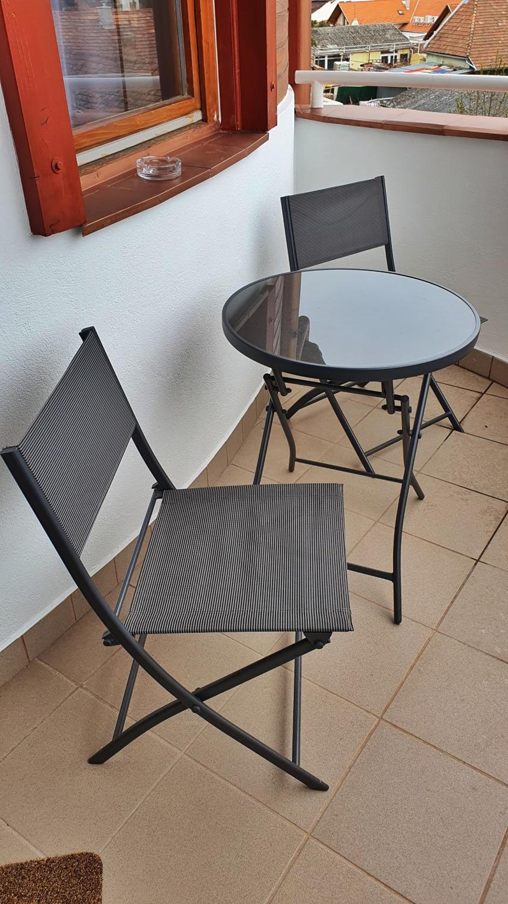 Apartment - Split Level - Photo 9