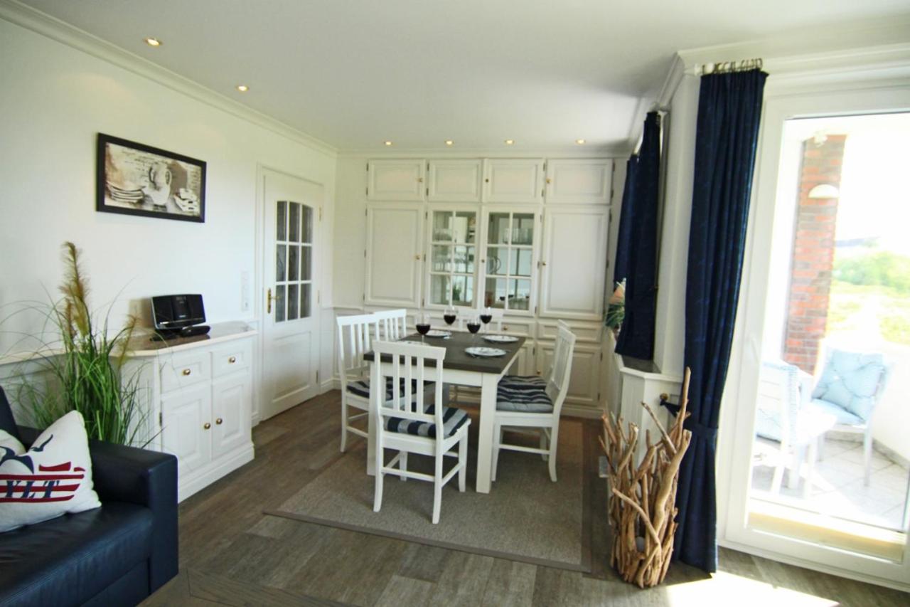 Apartment with Balcony - Photo 17