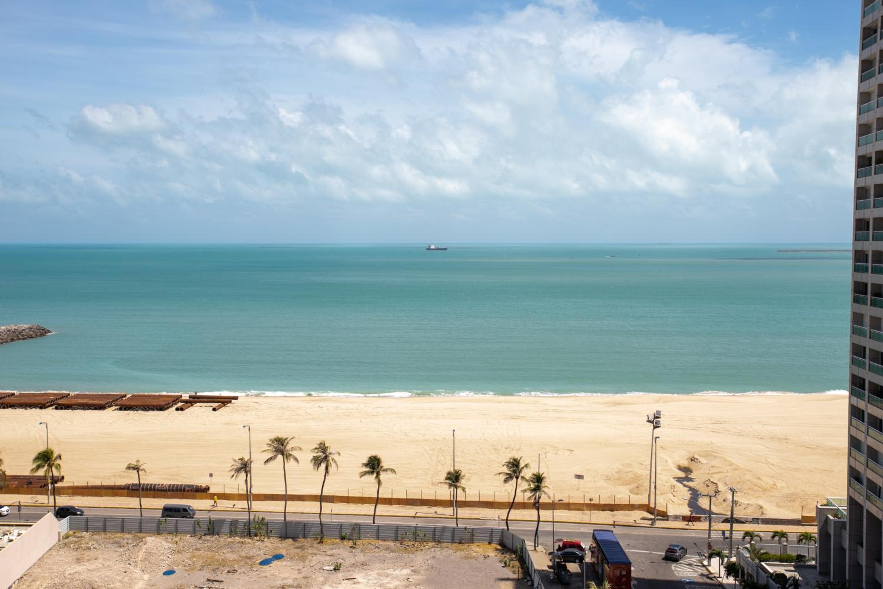 Luxury Double Room With Partial Sea View - Photo 2
