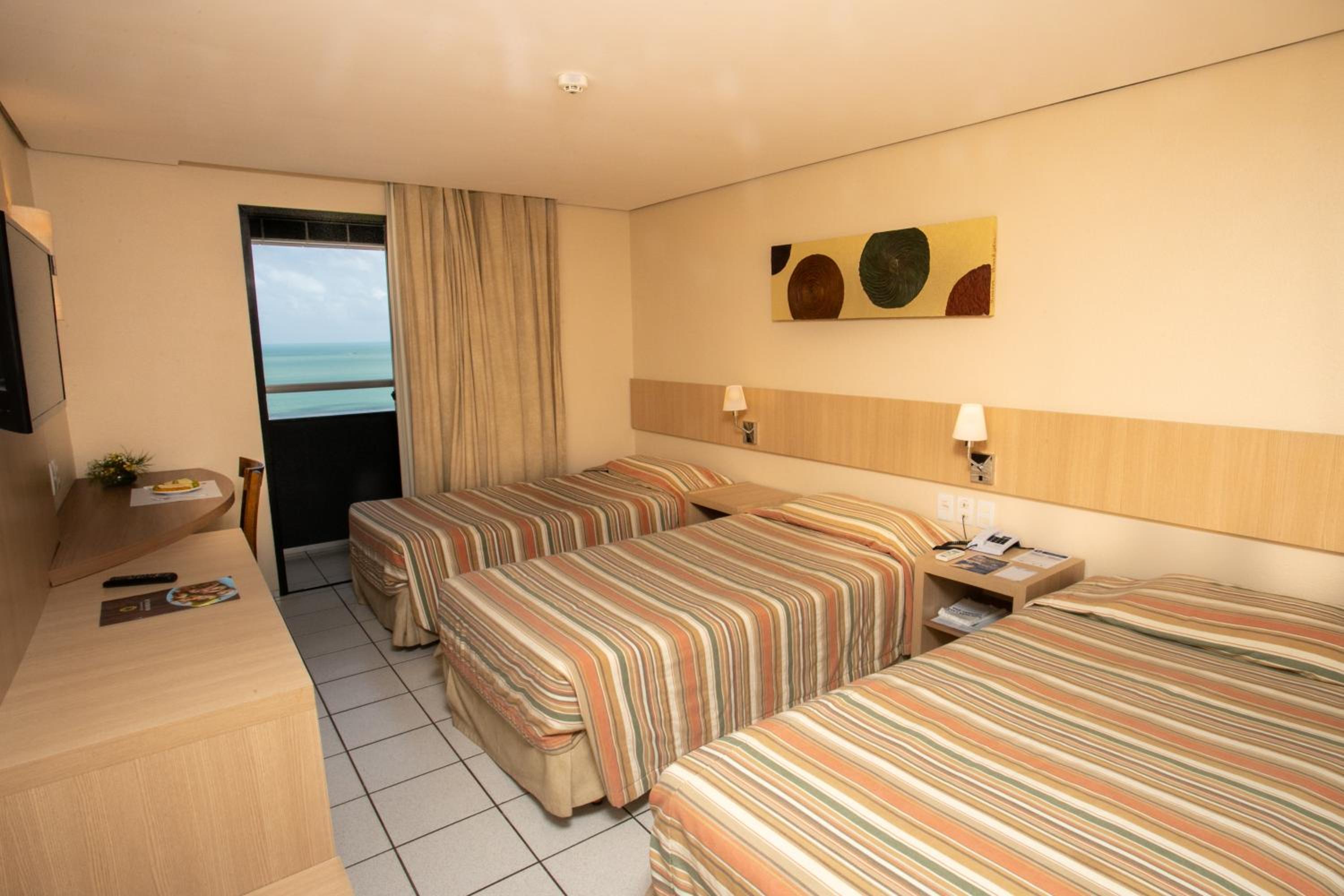 Luxury Triple Room With Partial Sea View
