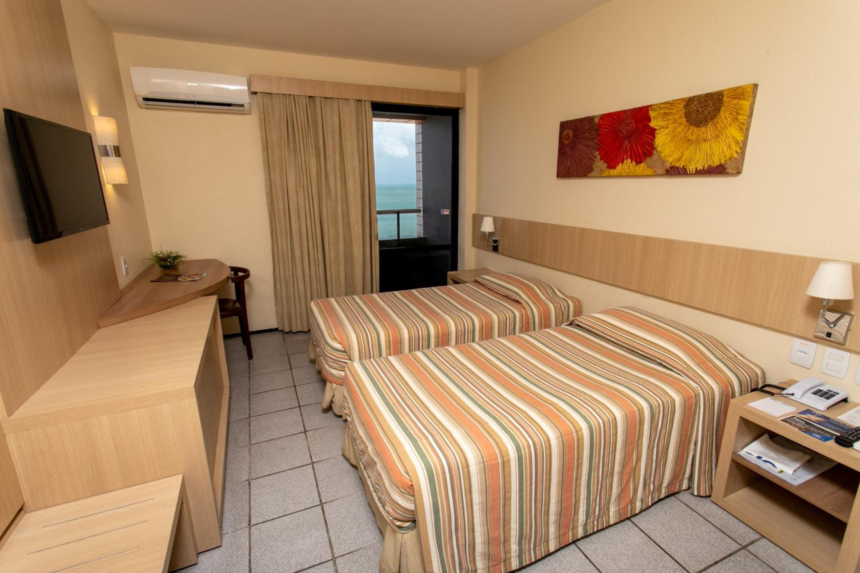 Luxury Double Room With Partial Sea View - Photo 9