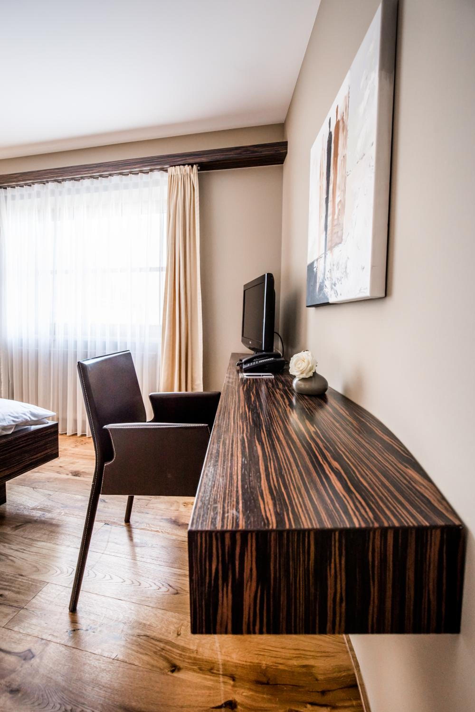Suite - Photo 4