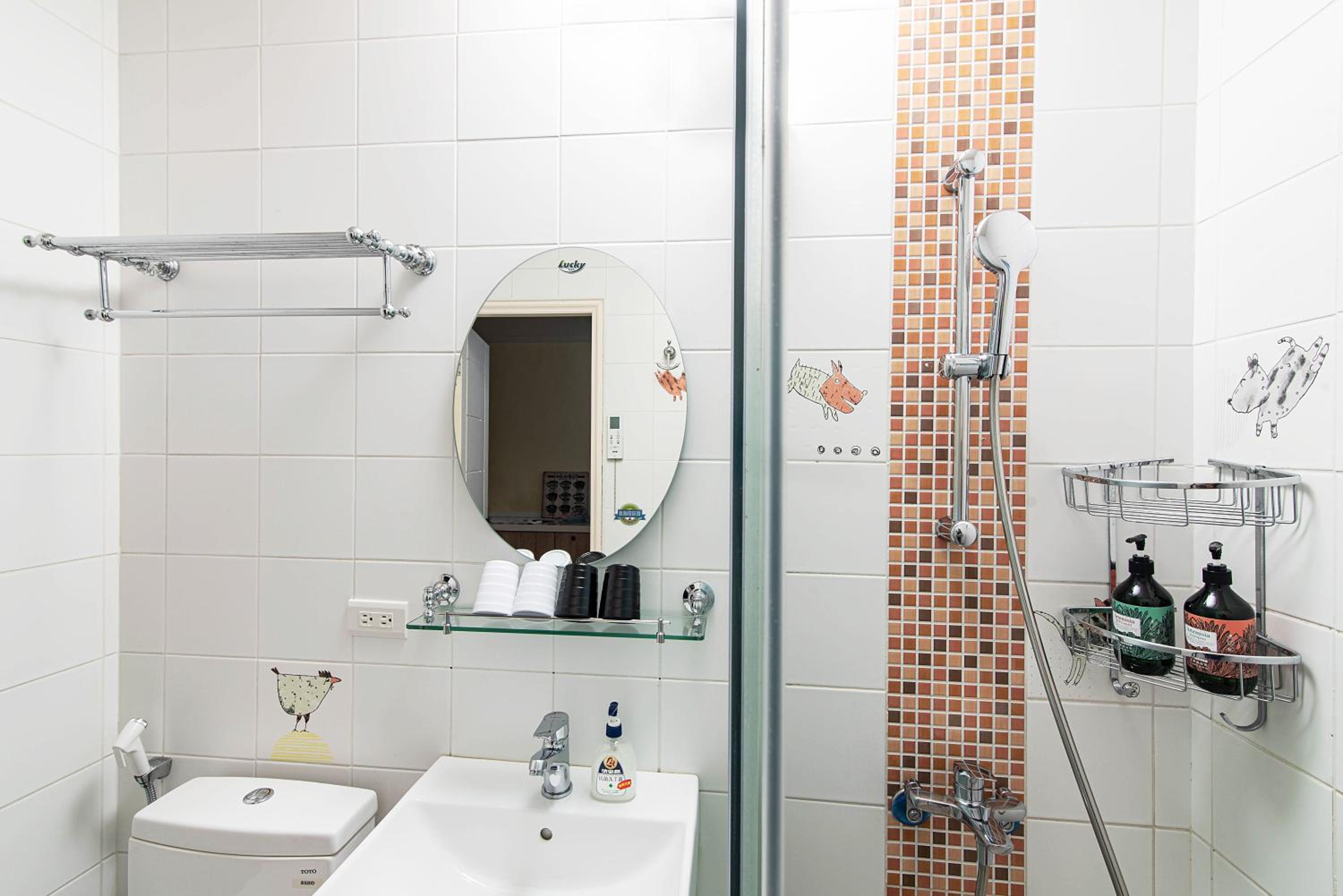 Classic Quadruple Room - Photo 8