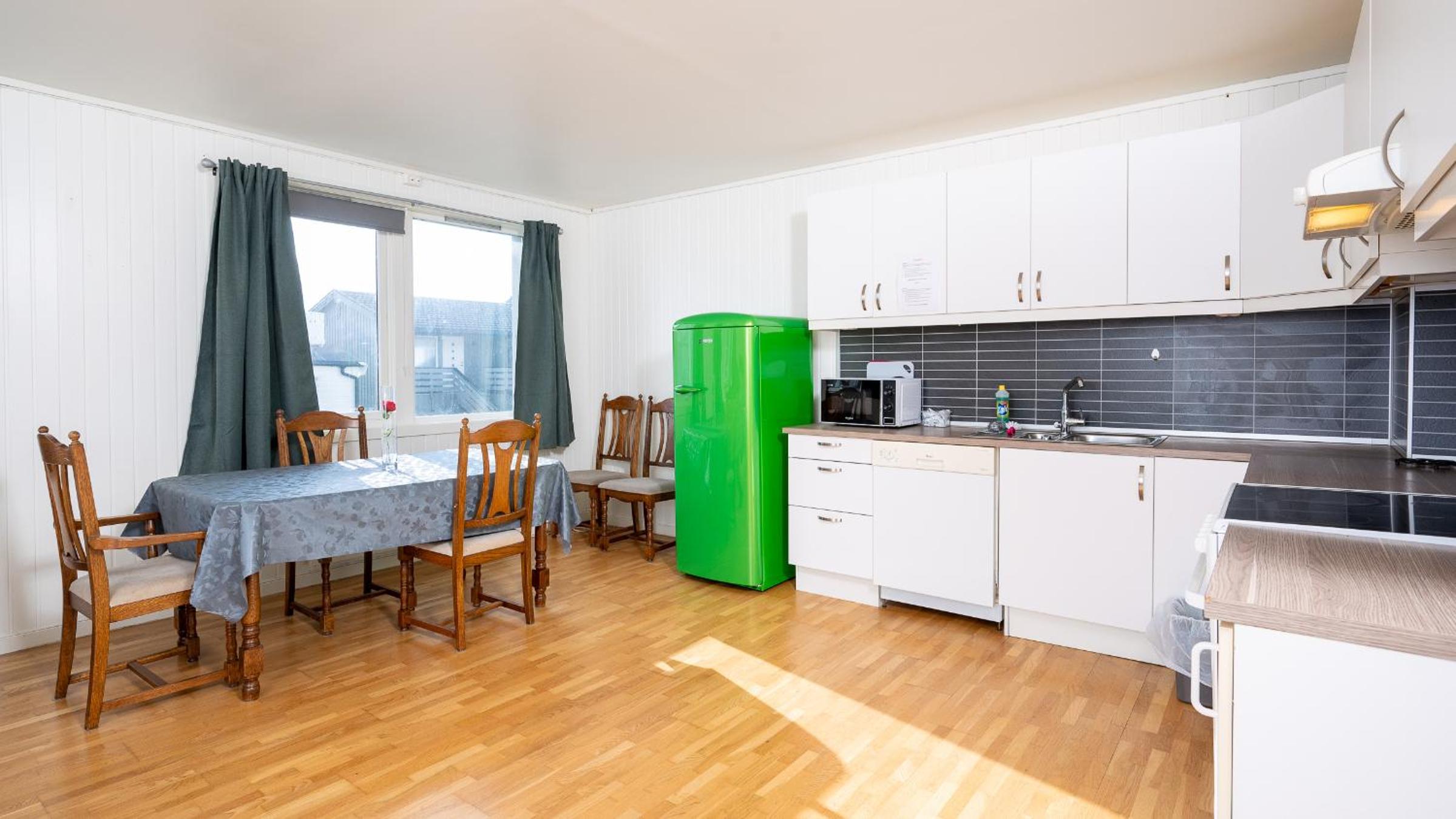 Two-Bedroom Apartment photo 2