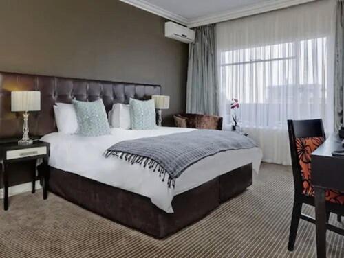 Deluxe Queen Room photo 1