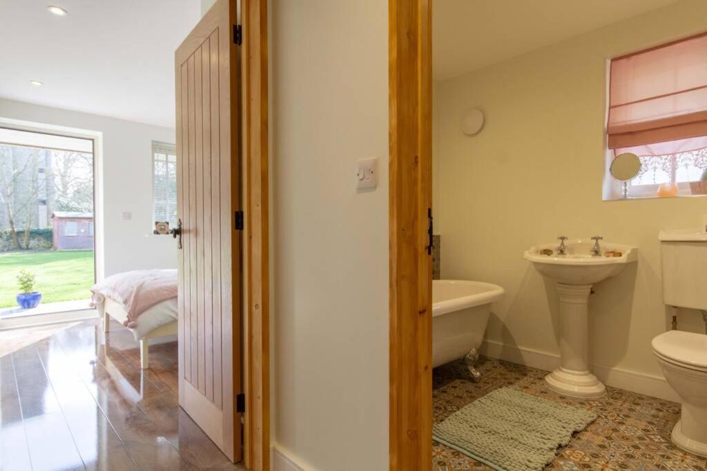Three-Bedroom House - Photo 2
