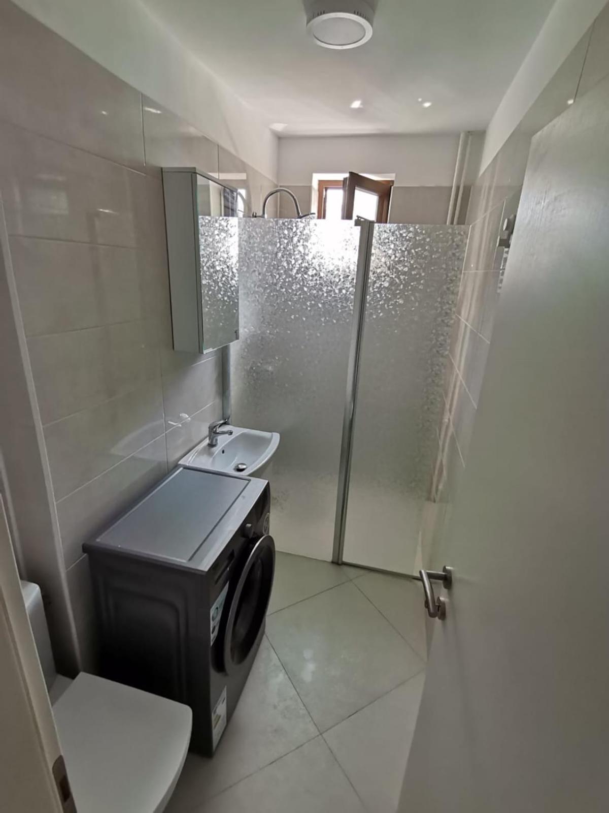 One-Bedroom Apartment - Photo 8