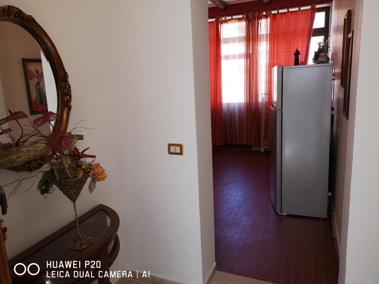 One-Bedroom Apartment - Photo 4