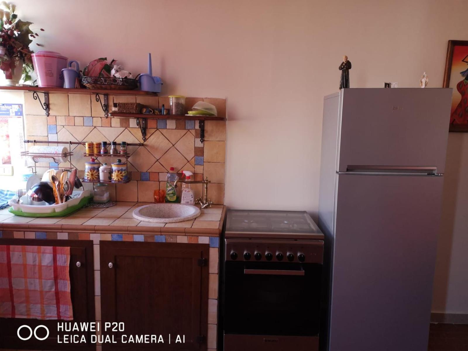 One-Bedroom Apartment - Photo 2