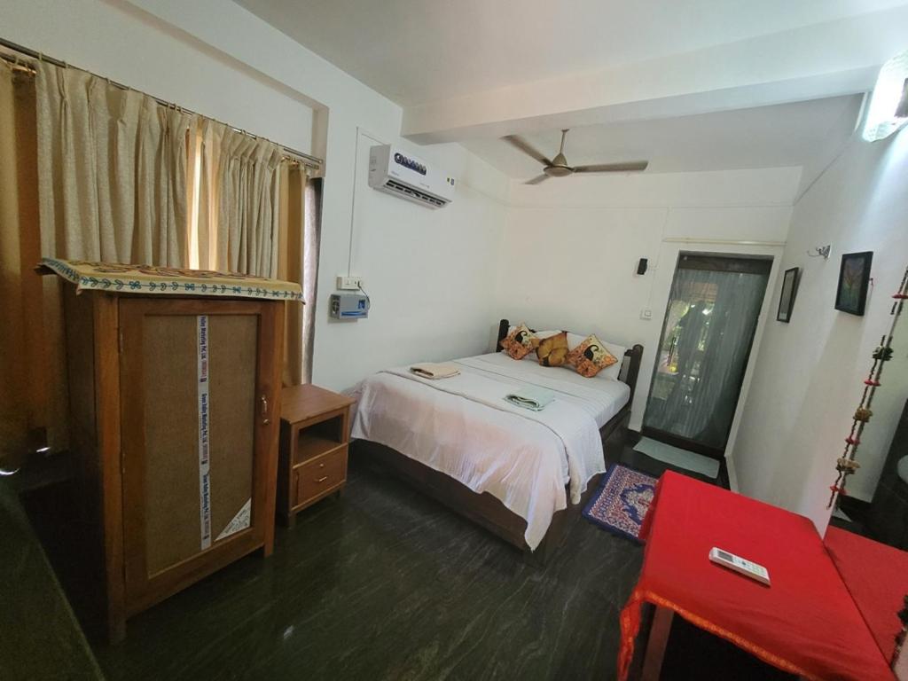 Deluxe Room (2 Adults + 1 Child) photo 3